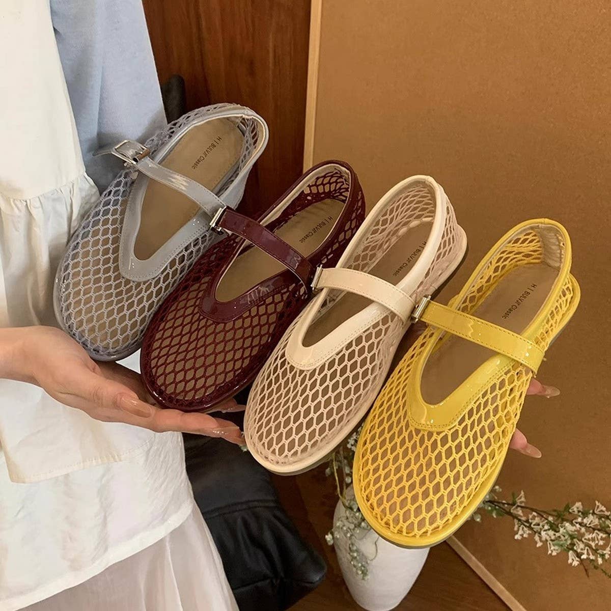 FLAT ROUND TOE MESH MARY JANE BALLET SANDALS_CWSHF0121