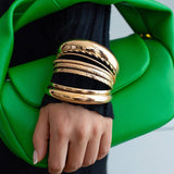 FASHIONABLE CURVED SMOOTH TWIST BRACELET_CWMM3084