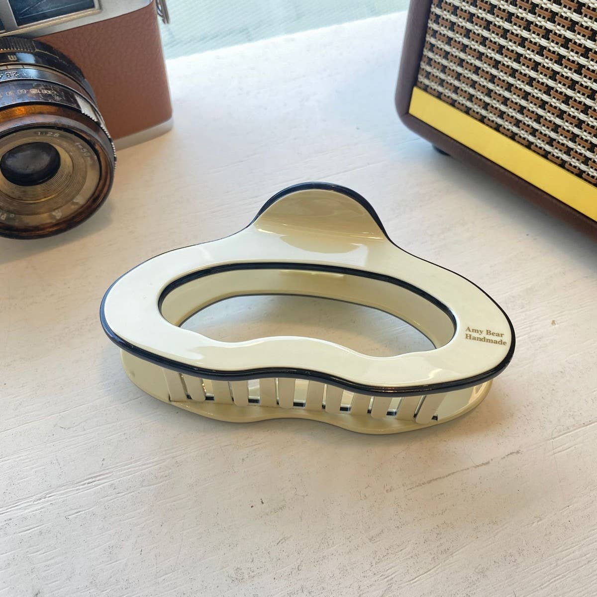 CLOUD SHAPED HAIR CLAW LARGE LUXE TEXTURED CLIP_CWAHA2164