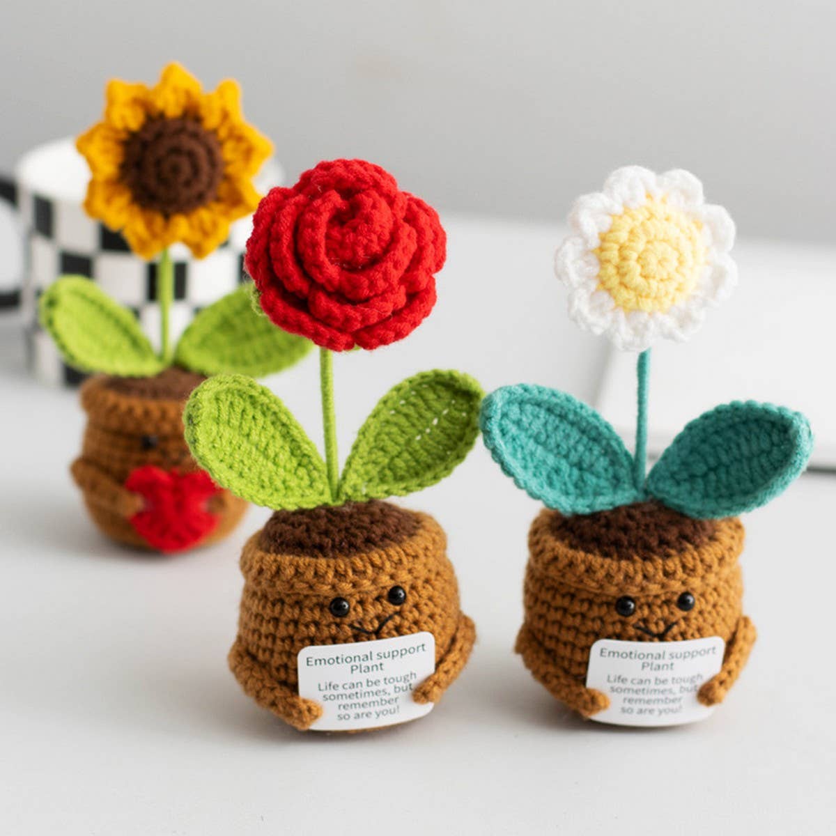 Cwmm9273_Crocheted Plant Ornaments
