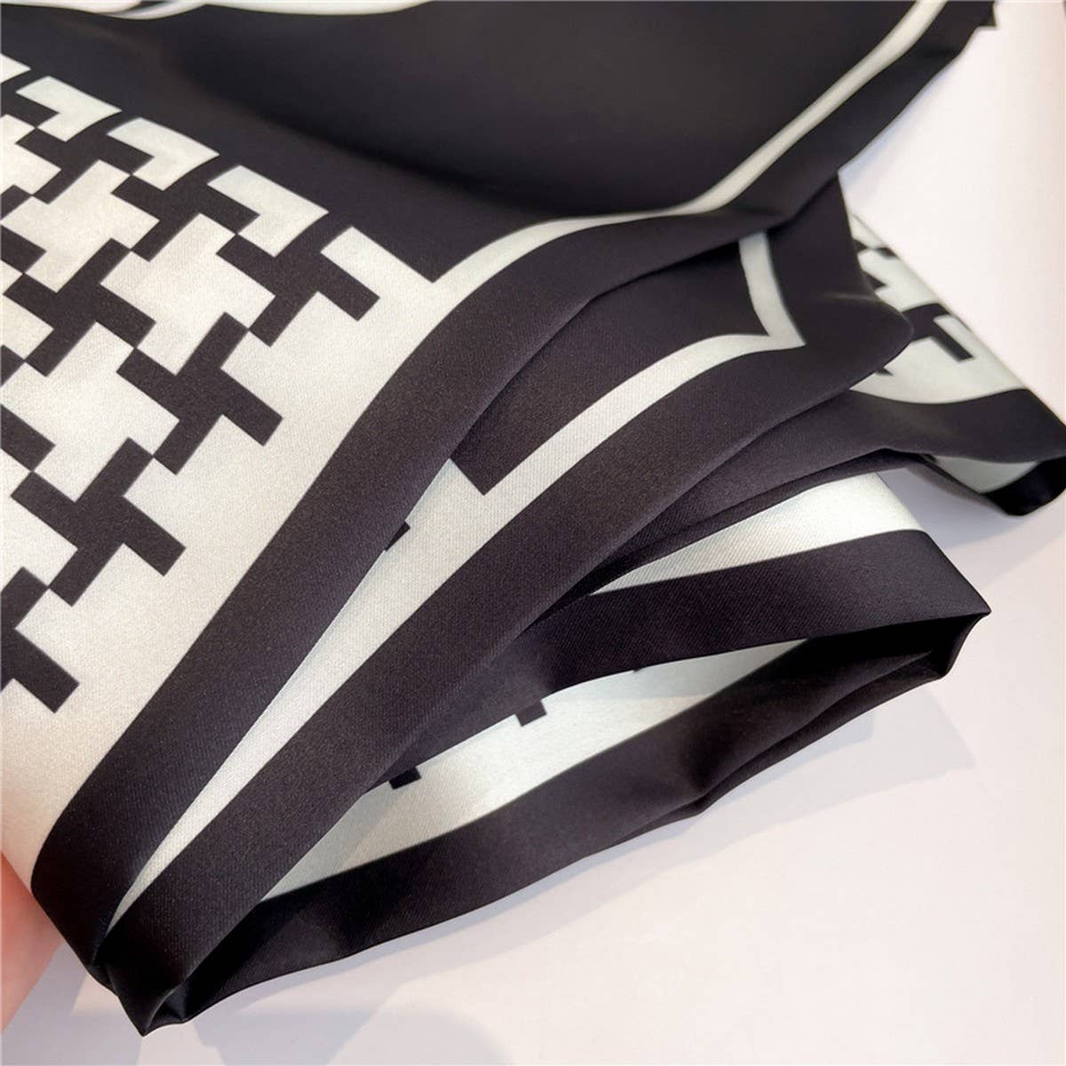 FASHIONABLE AND VERSATILE DOUBLE LAYER HEAD SCARF_CWASC1513