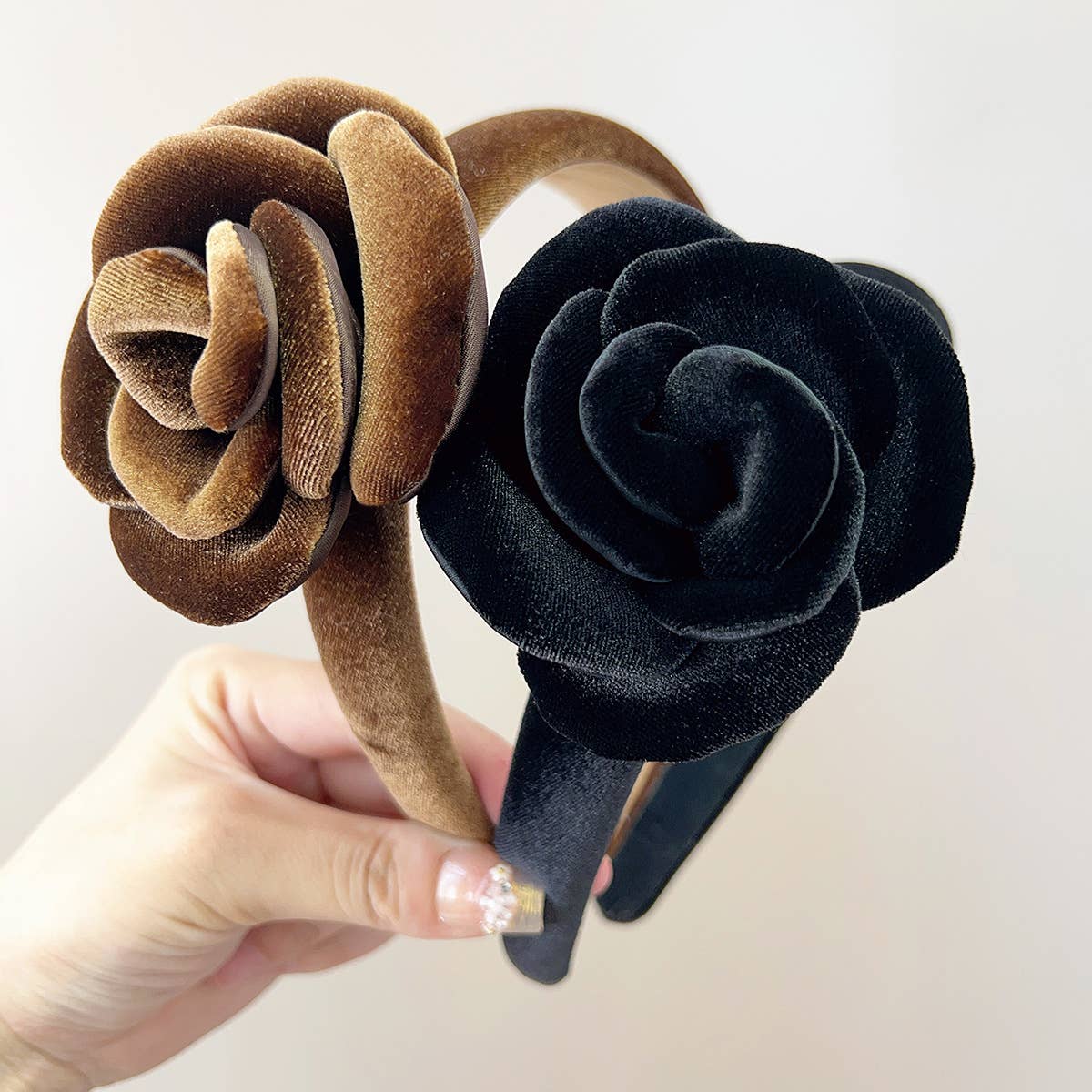 Elegant Solid Velvet Rose Wide Headband_Cwaha07332