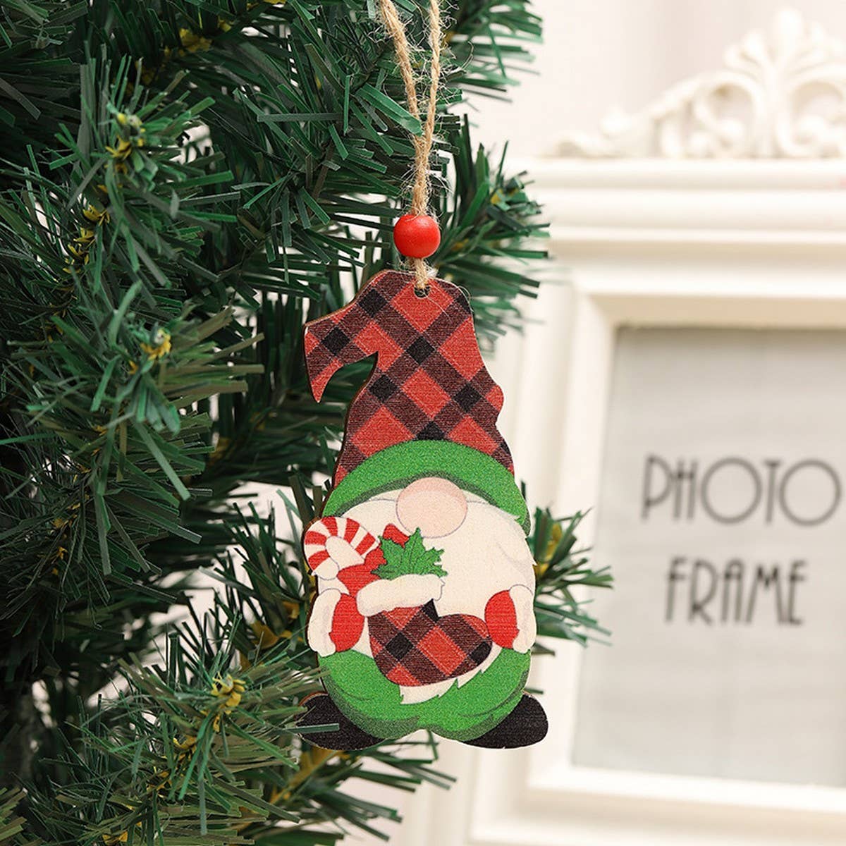 CHRISTMAS DECORATIONS PAINTED WOODEN PENDANTS_CWMM2650