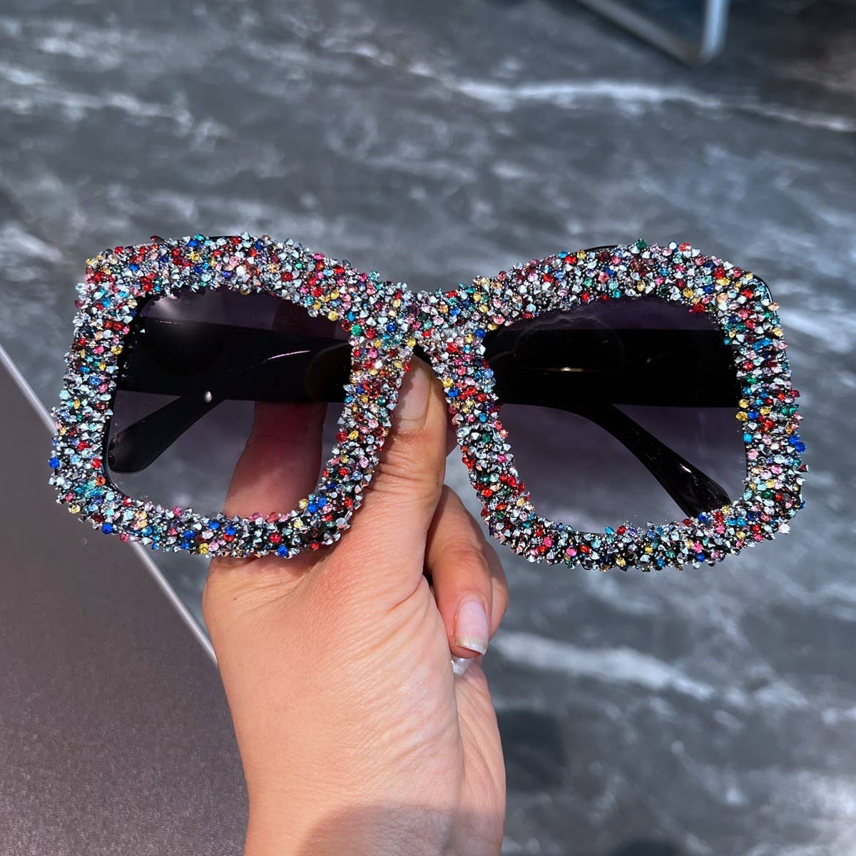 CANDY COLOR DIAMOND LARGE FRAME SUNGLASSES_CWASG0835