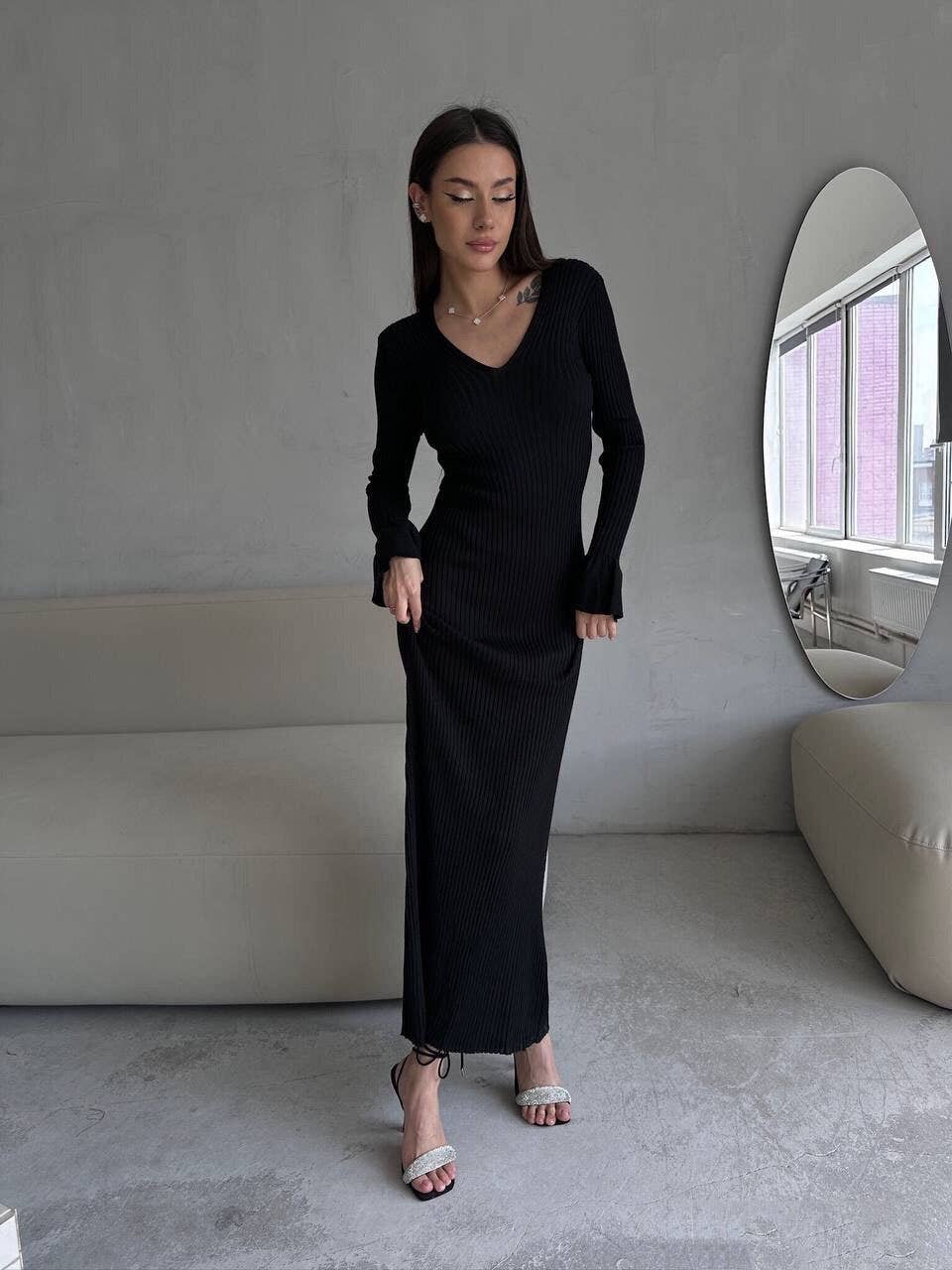 Solid Color Pit Strip Long Knit Slim-Fit Dress