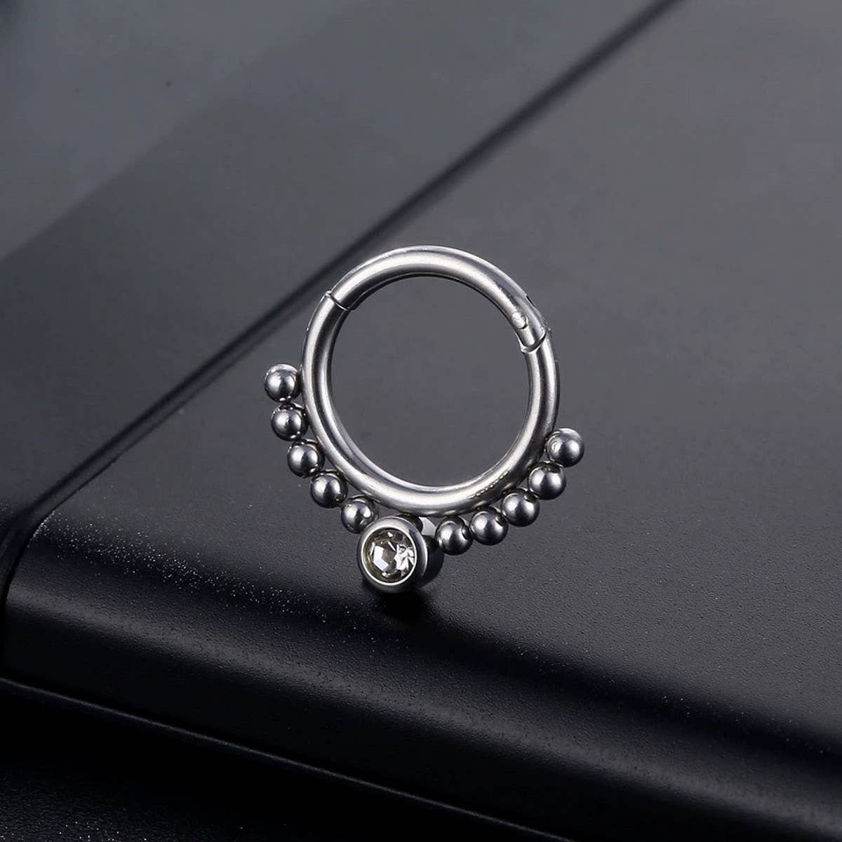 GEOMETRIC TITANIUM NOSE STUD WITH ZIRCON_CWMM9527