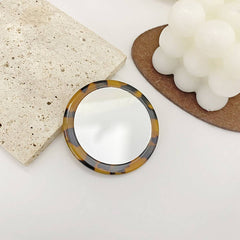 COMPACT PORTABLE MAKEUP MIRROR FOR ON THE GO_CWMM6395