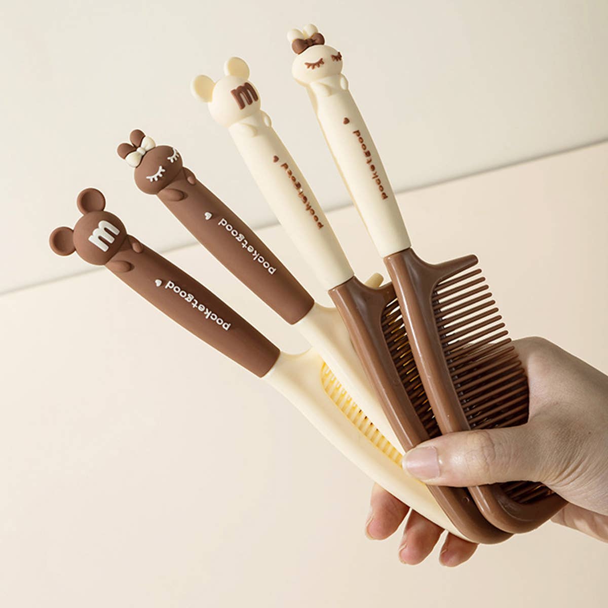 NEW CHOCOLATE COLOR CARTOON COMB_CWMM0895