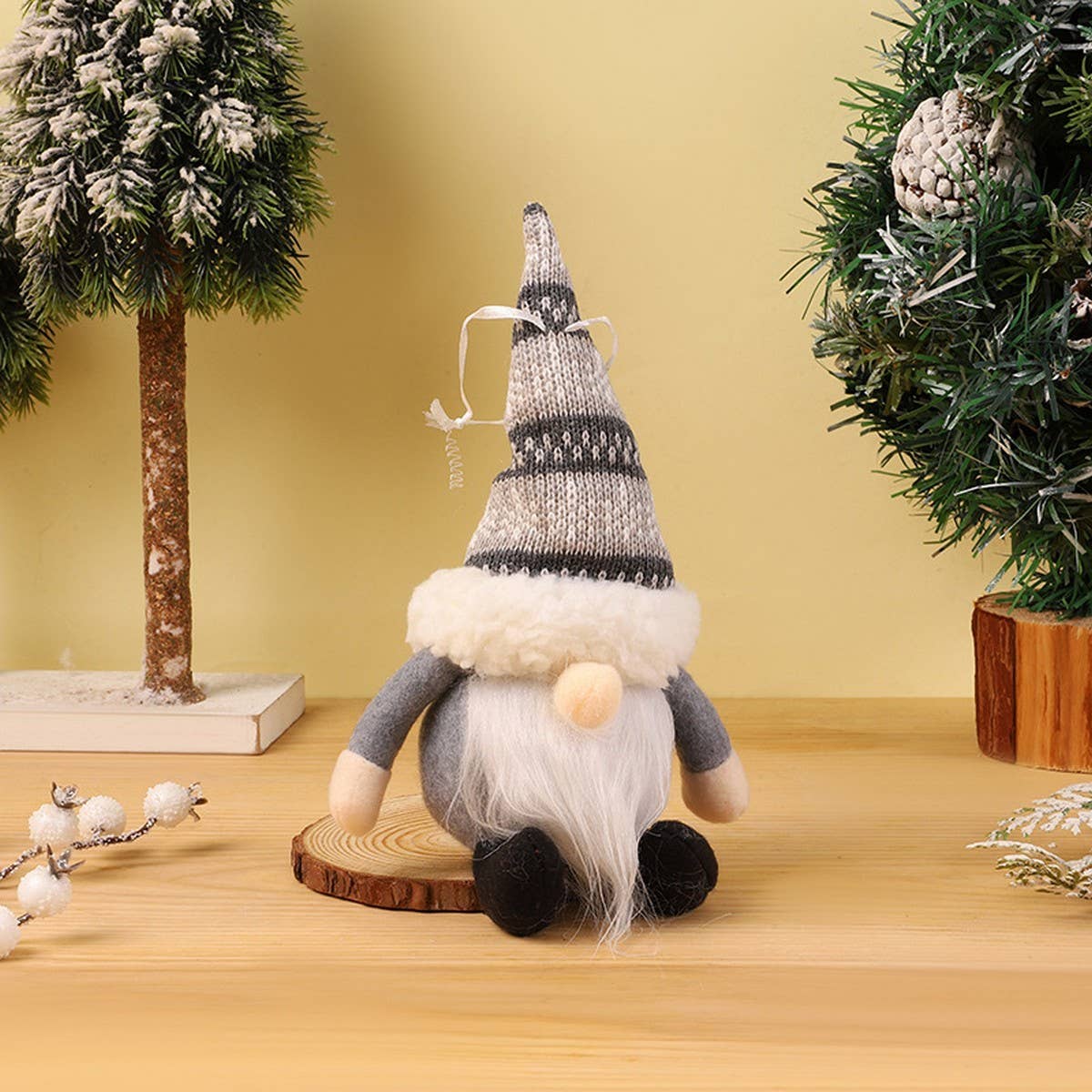 KNITTED HAT BALL FOREST OLD MAN PENDANT DECORATION_CWMM2771