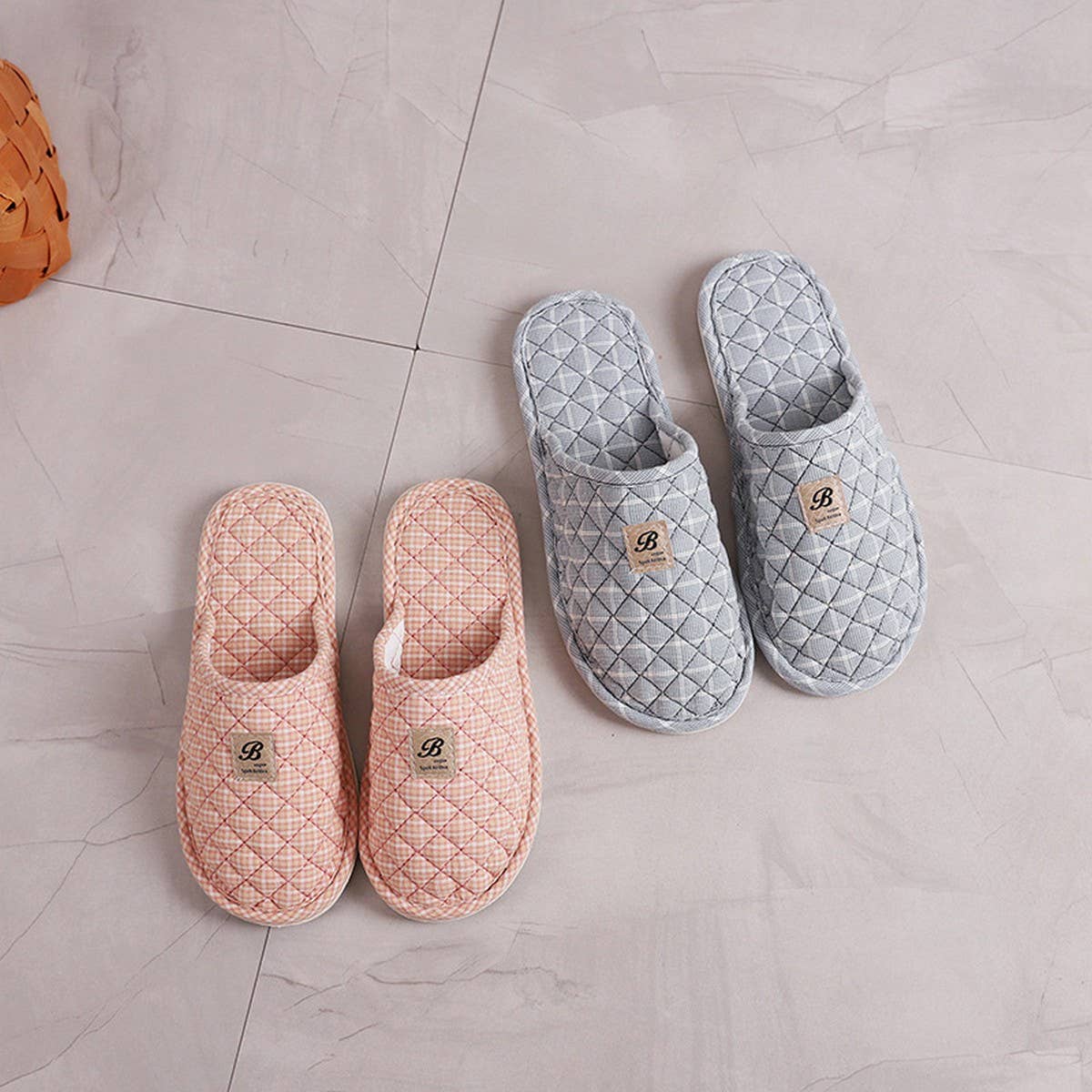 PLAID COTTON CLOSED TOE SLIPPERS WITH RUBBER SOLE_CWSHF0201