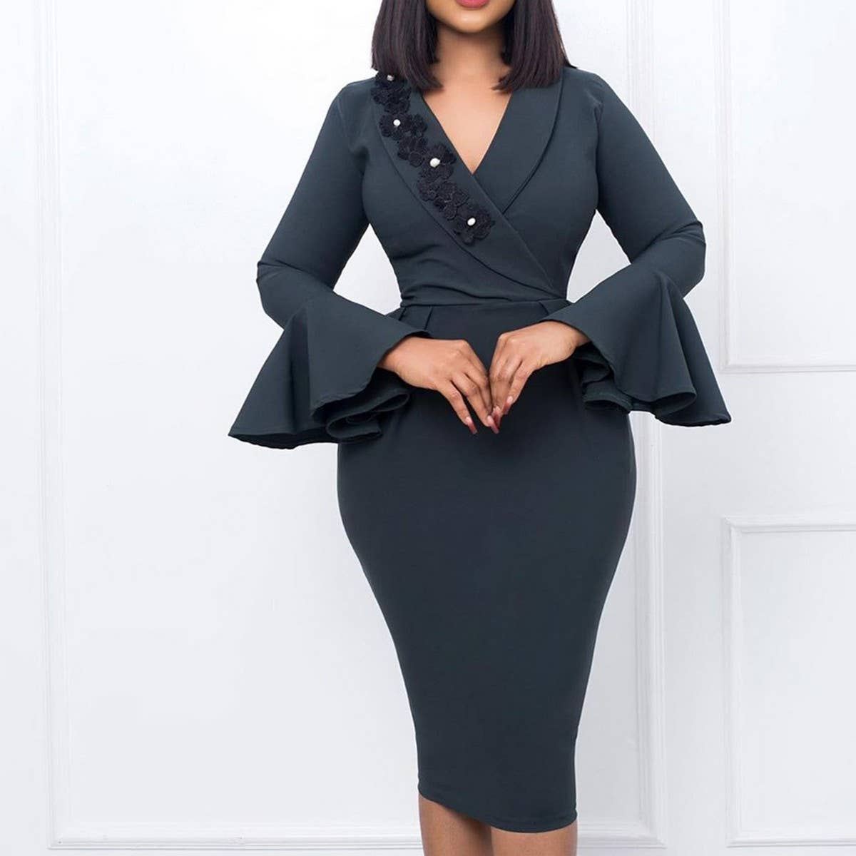 V-Neck Elegant Trumpet Sleeve Slit Hip Dress_Cwdmd3706