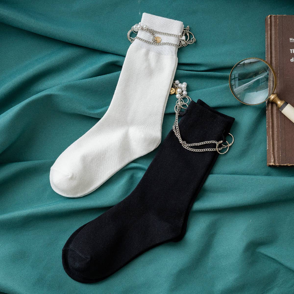 Women Black Punk Chain Socks_Cwms0657