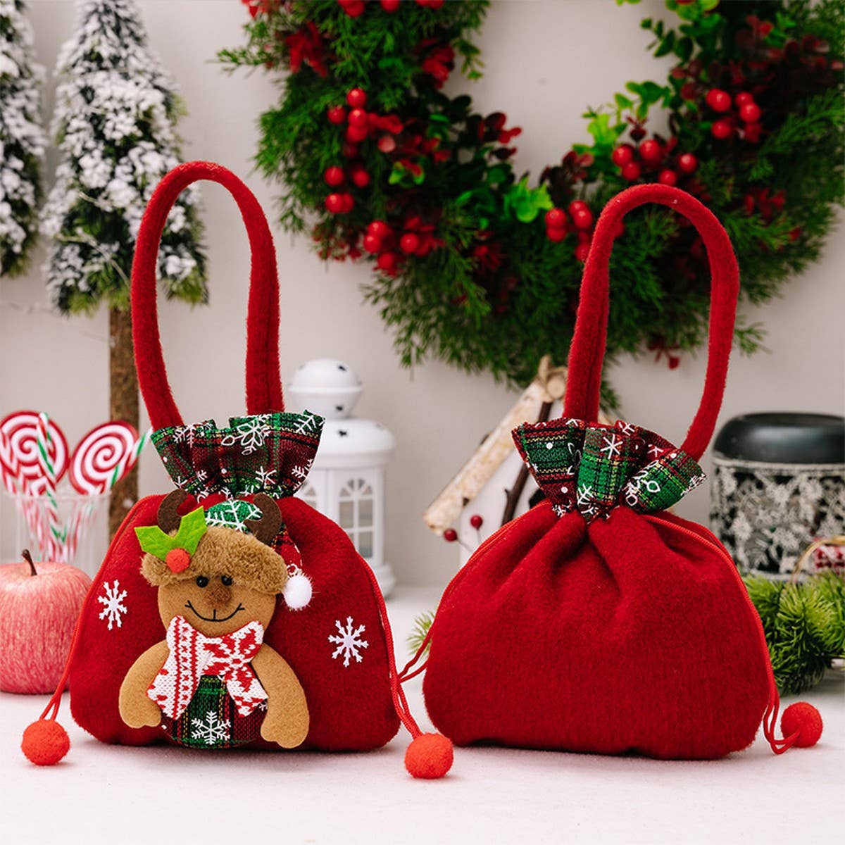 Cwmm9349_Christmas Candy Christmas Eve Apple Gift Bag