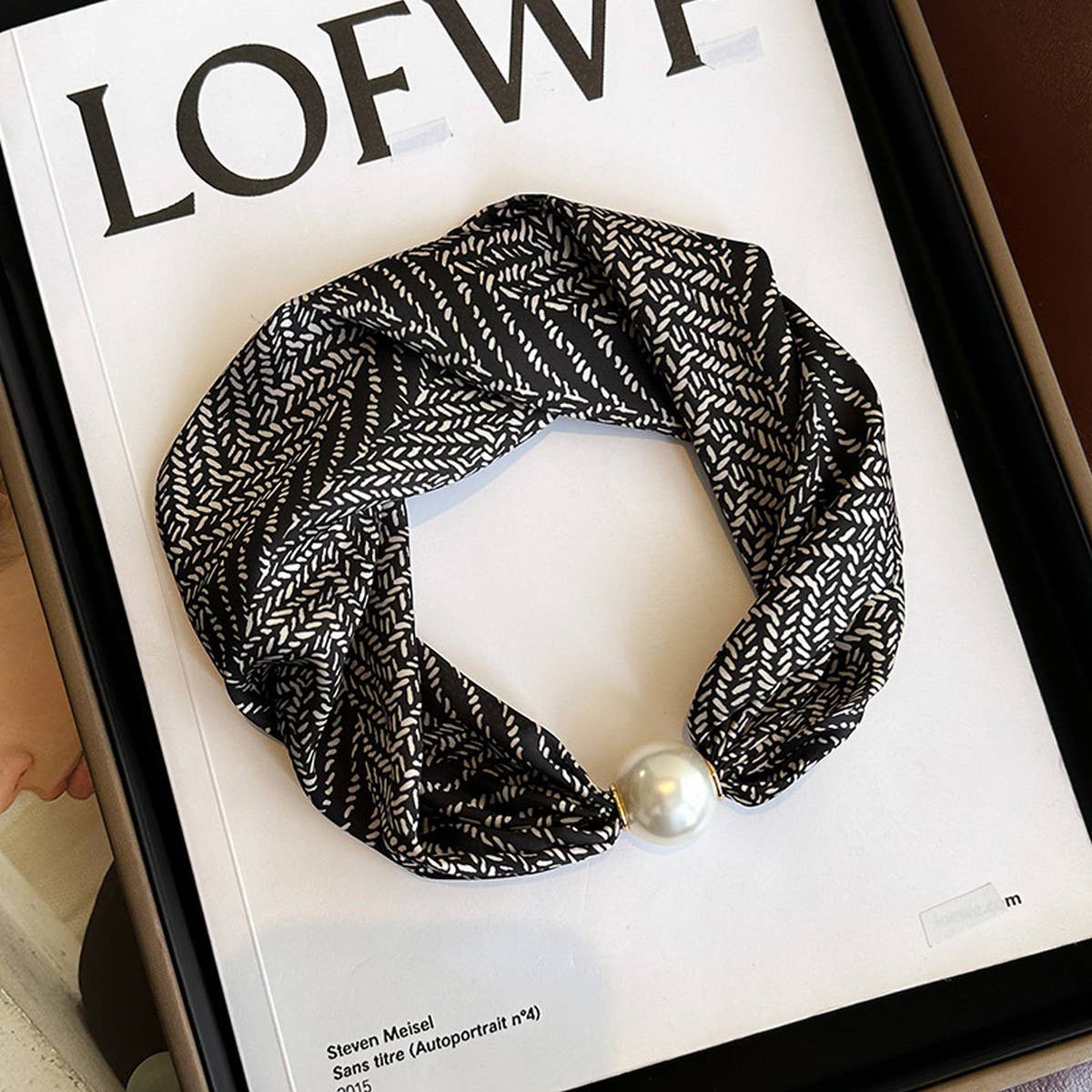 Pearl Magnetic Scarf Necklace For Shirts_Cwasc03932