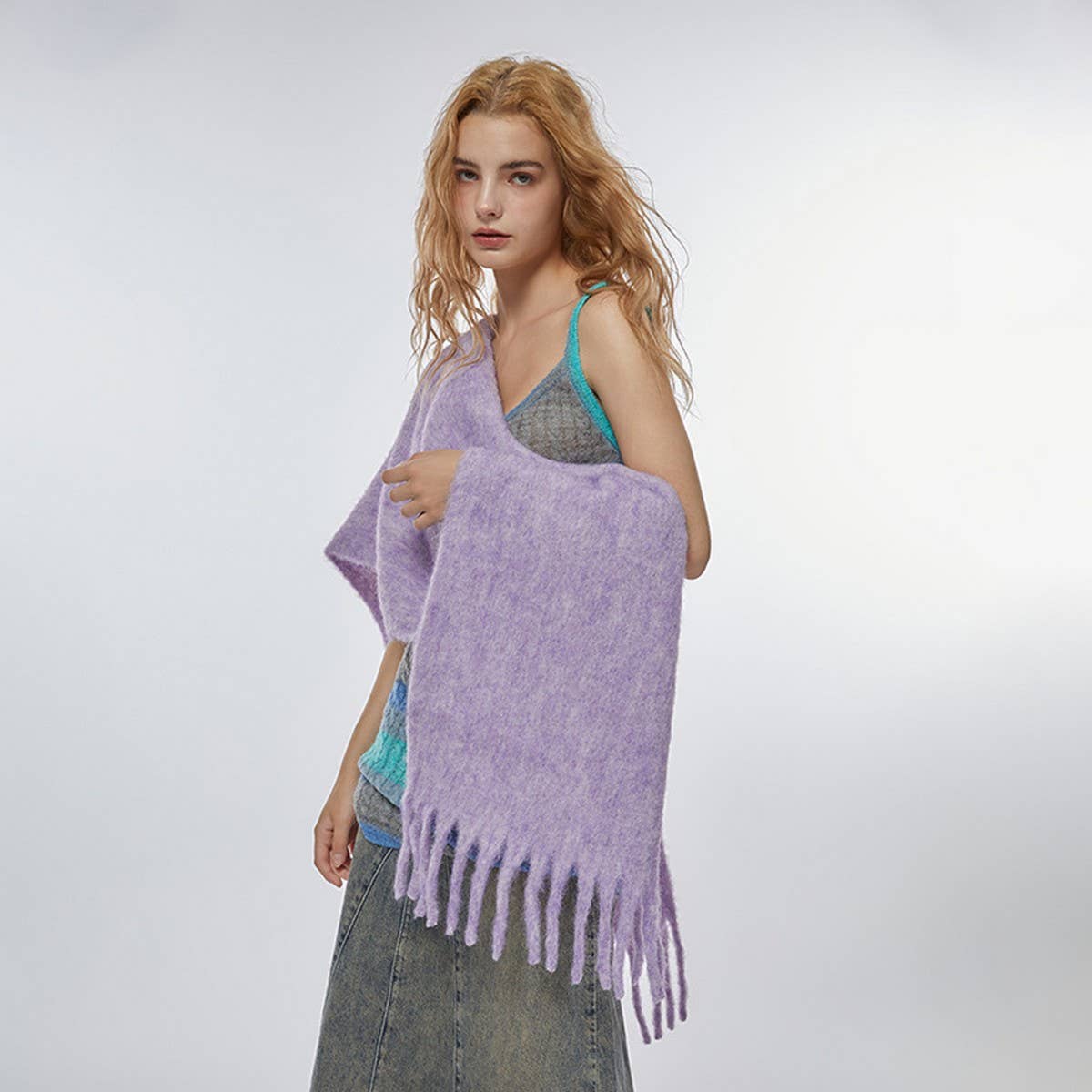 GRADIENT LOOP YARN TASSEL SCARF FOR WINTER_CWASC2354