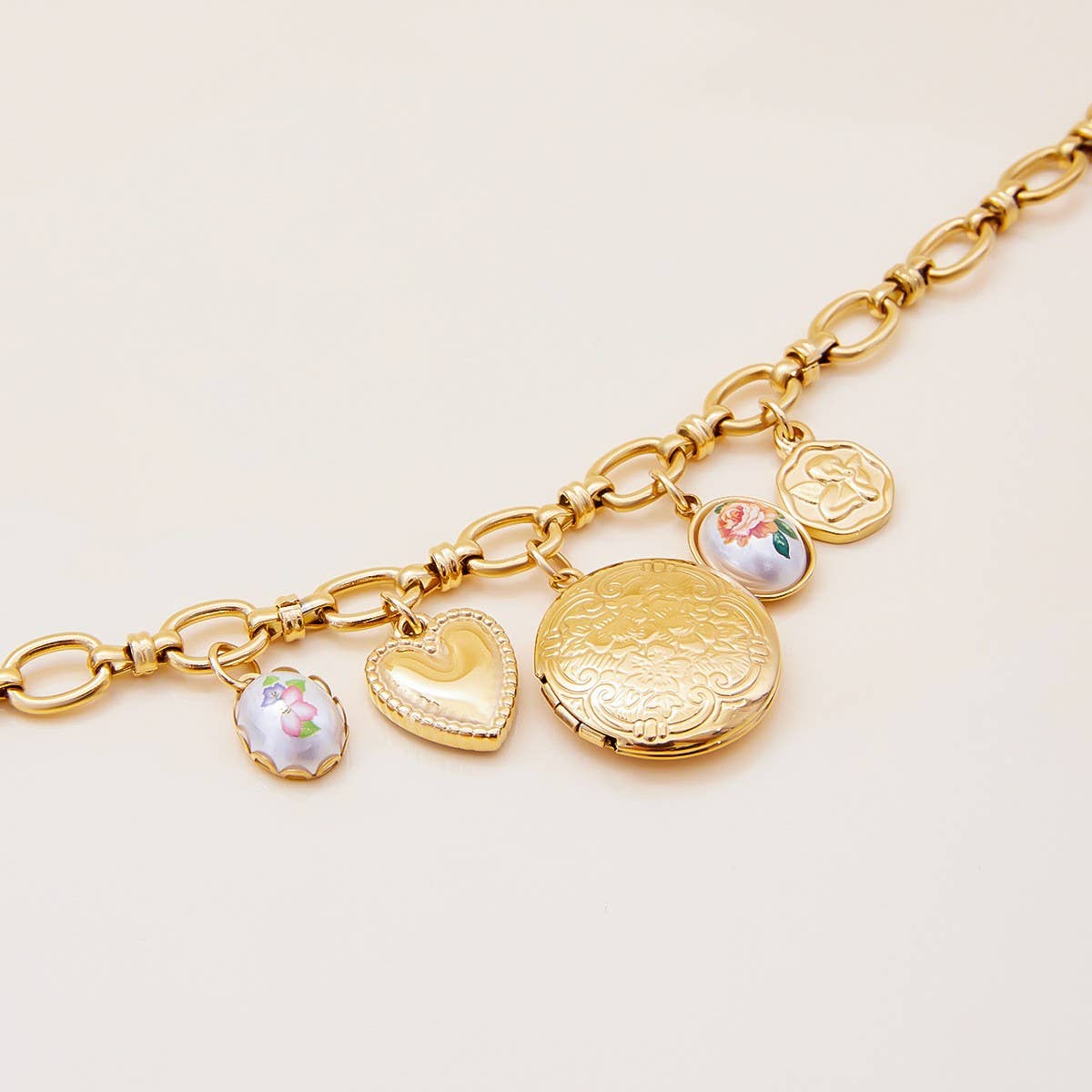 SWEET 18K GOLD PEARL ANGEL HEART PHOTO BRACELET_CWAJE4807