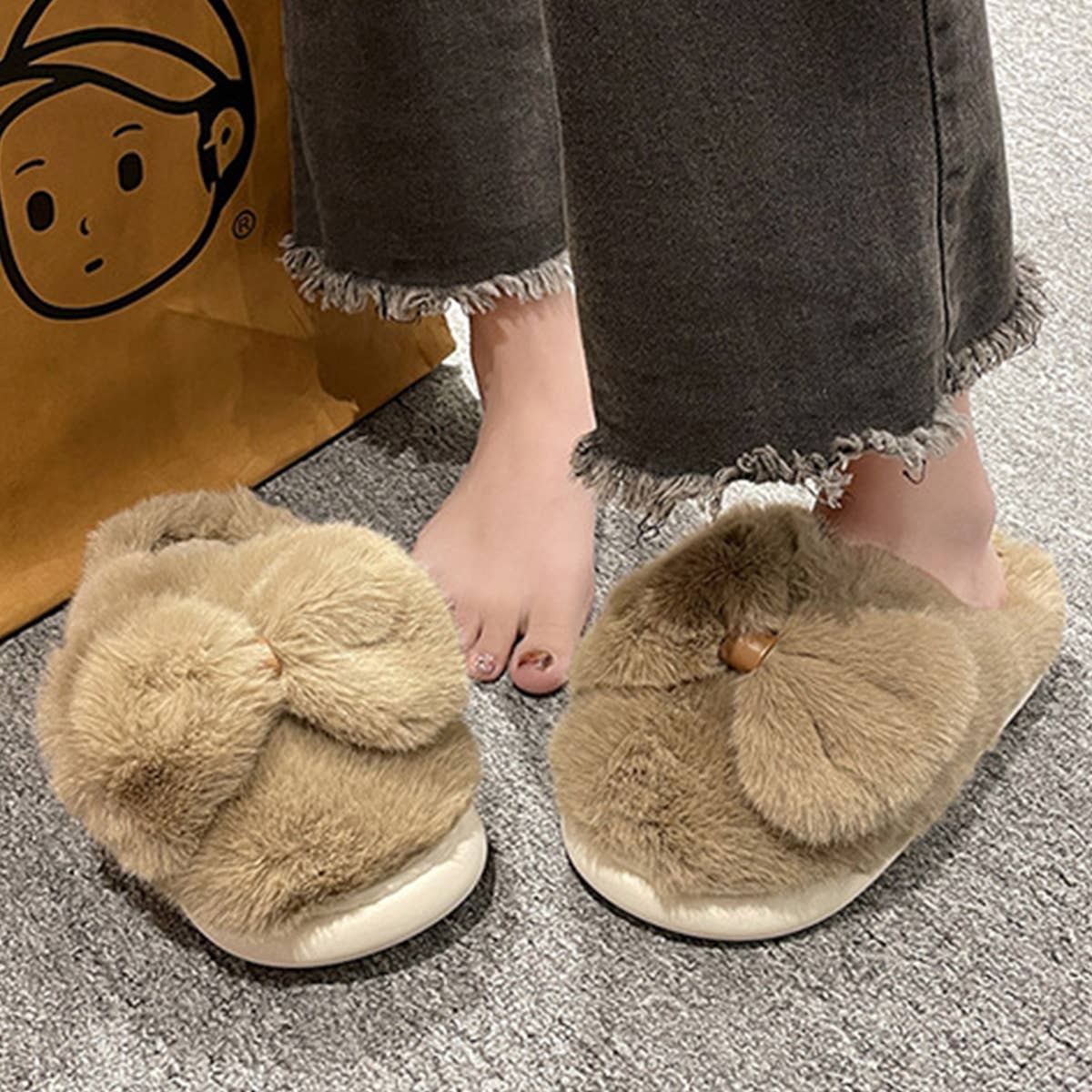 Women Winter Bow Fluffy Slippers_Cwshs0377