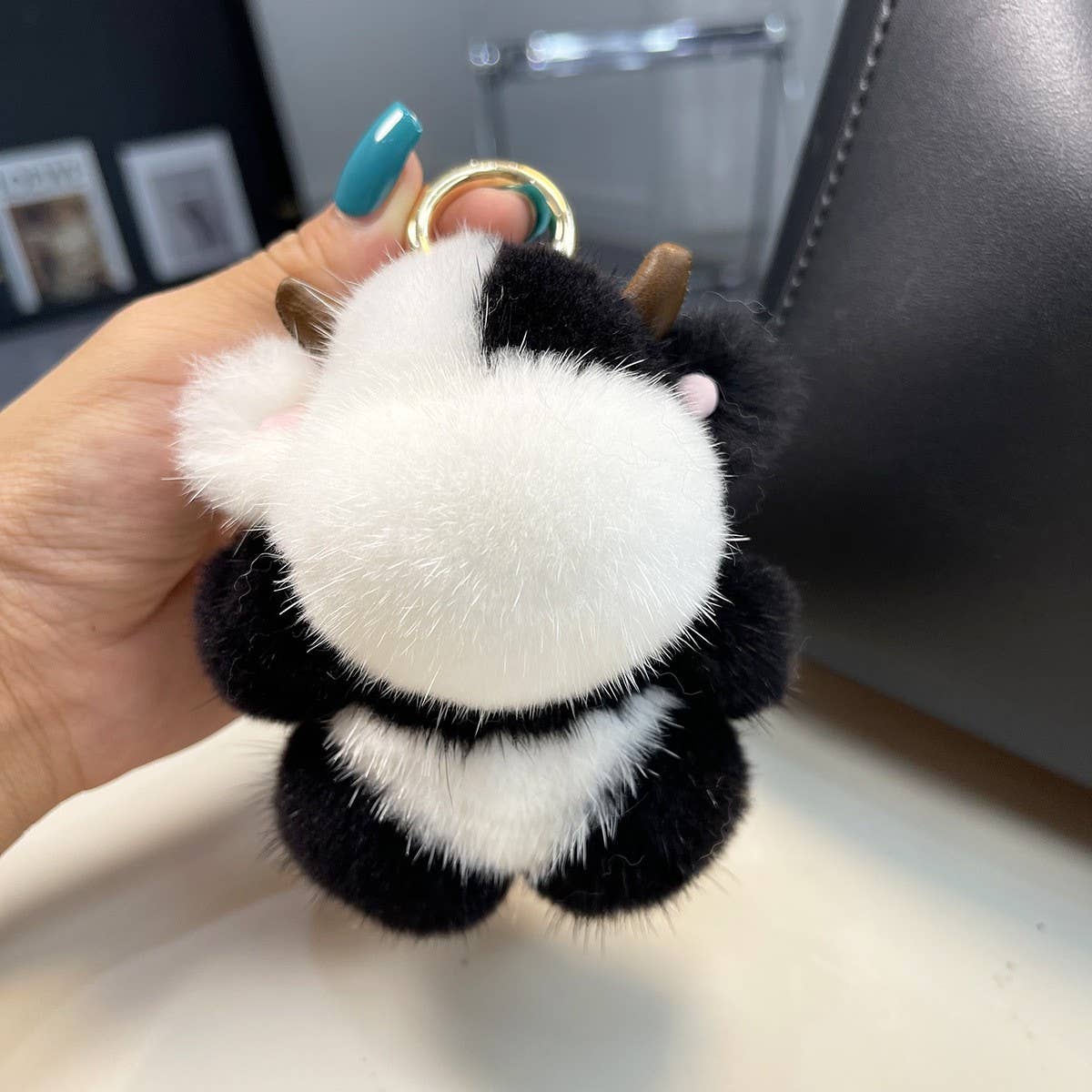 CUTE CALF MINK FUR COW CAR KEYCHAIN PENDANT GIFT_CWMM2493