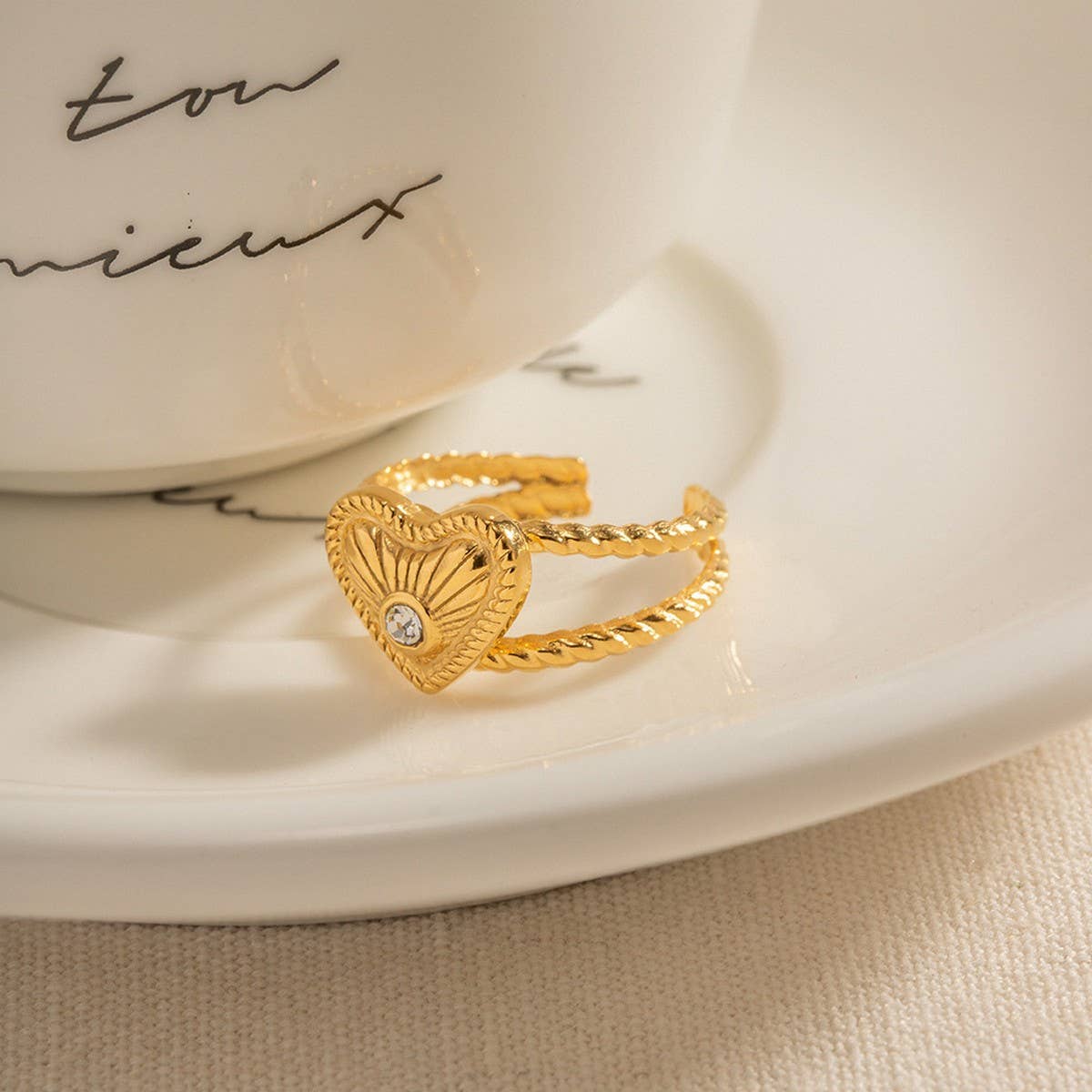 18K GOLD PLATED ZIRCON INLAID HEART RING_CWAJE1247