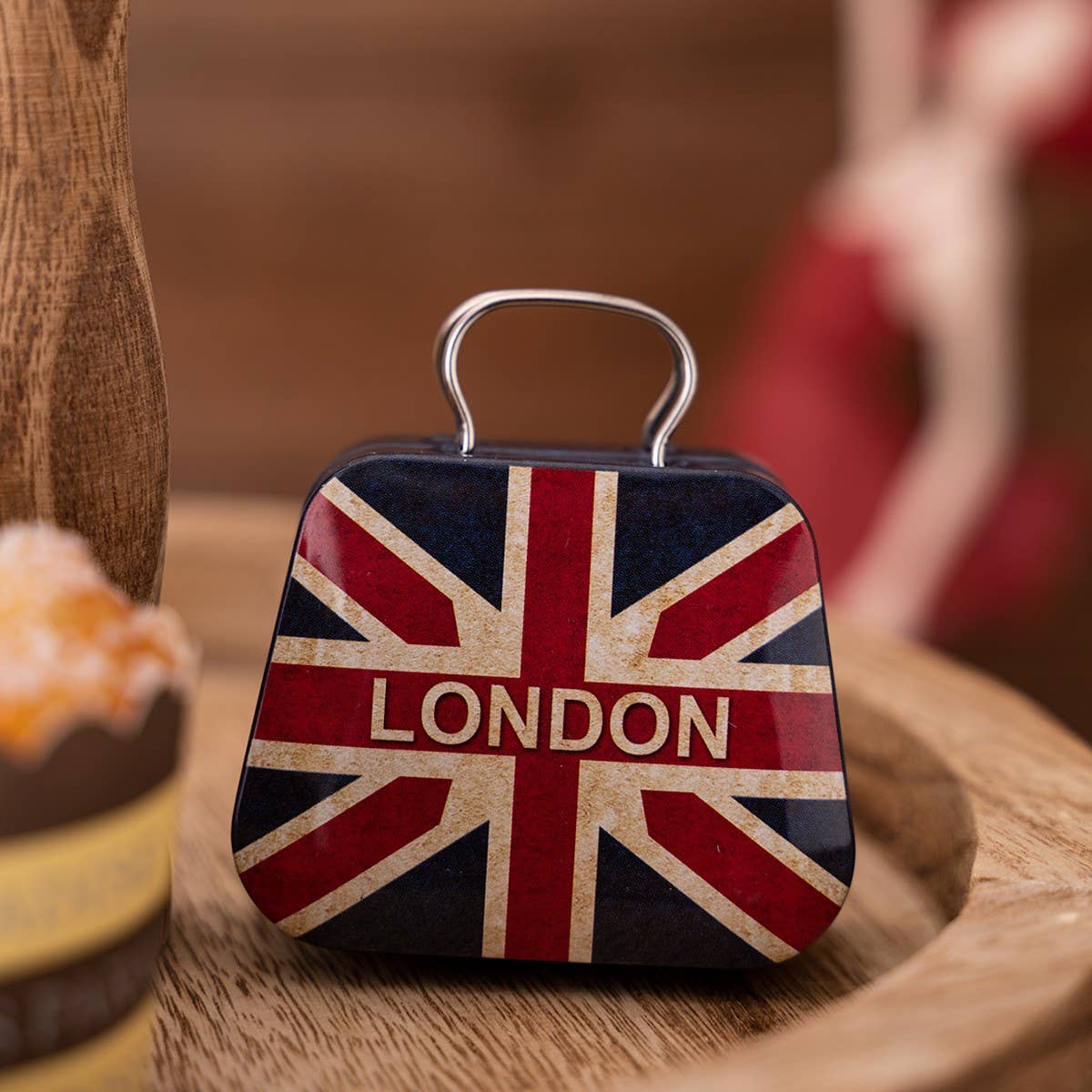 Cwmm10276_Creative Tin Handbag Gift Box For Christmas
