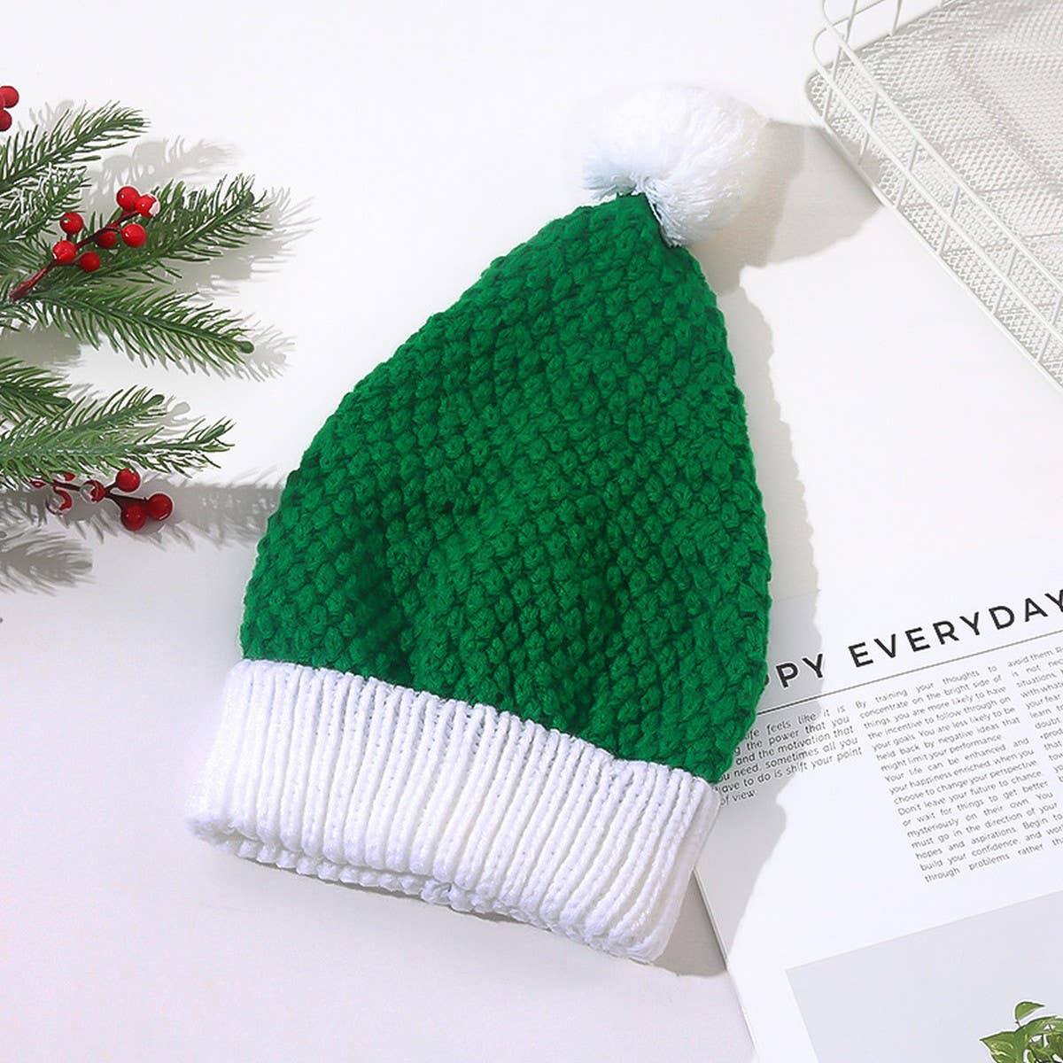 Cwah04352_Red White Christmas Knit Beanie Hat
