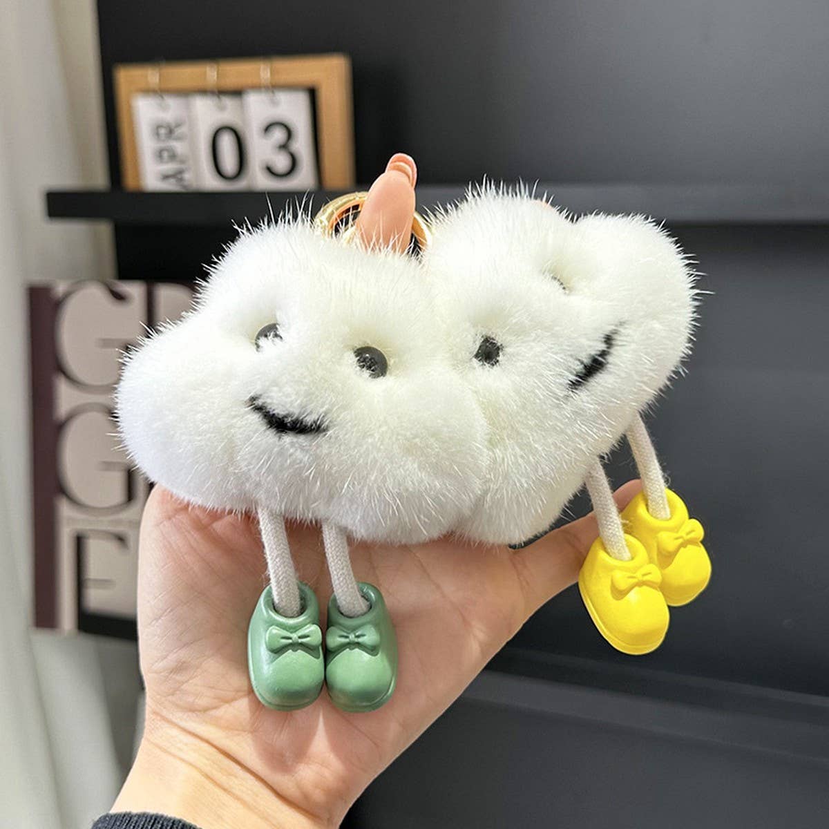 CUTE LITTLE CLOUD CAR KEYCHAIN PENDANT ACCESSORIES_CWMM2597