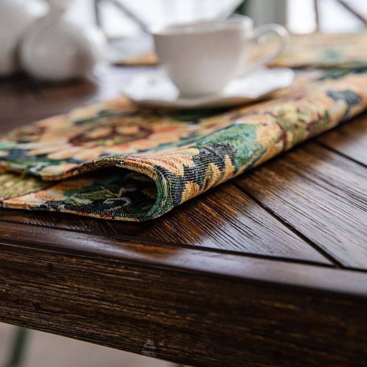 AMERICAN COUNTRY SUNFLOWER JACQUARD TABLECLOTH_CWMM0996