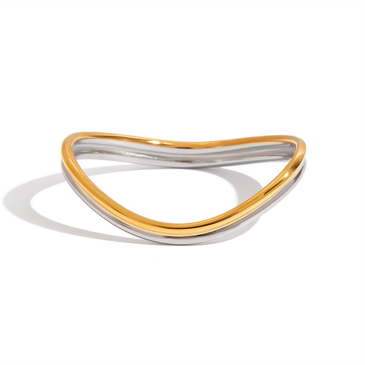 GOLD SILVER WAVE BANGLE IN 18K STAINLESS STEEL_CWAJE4782