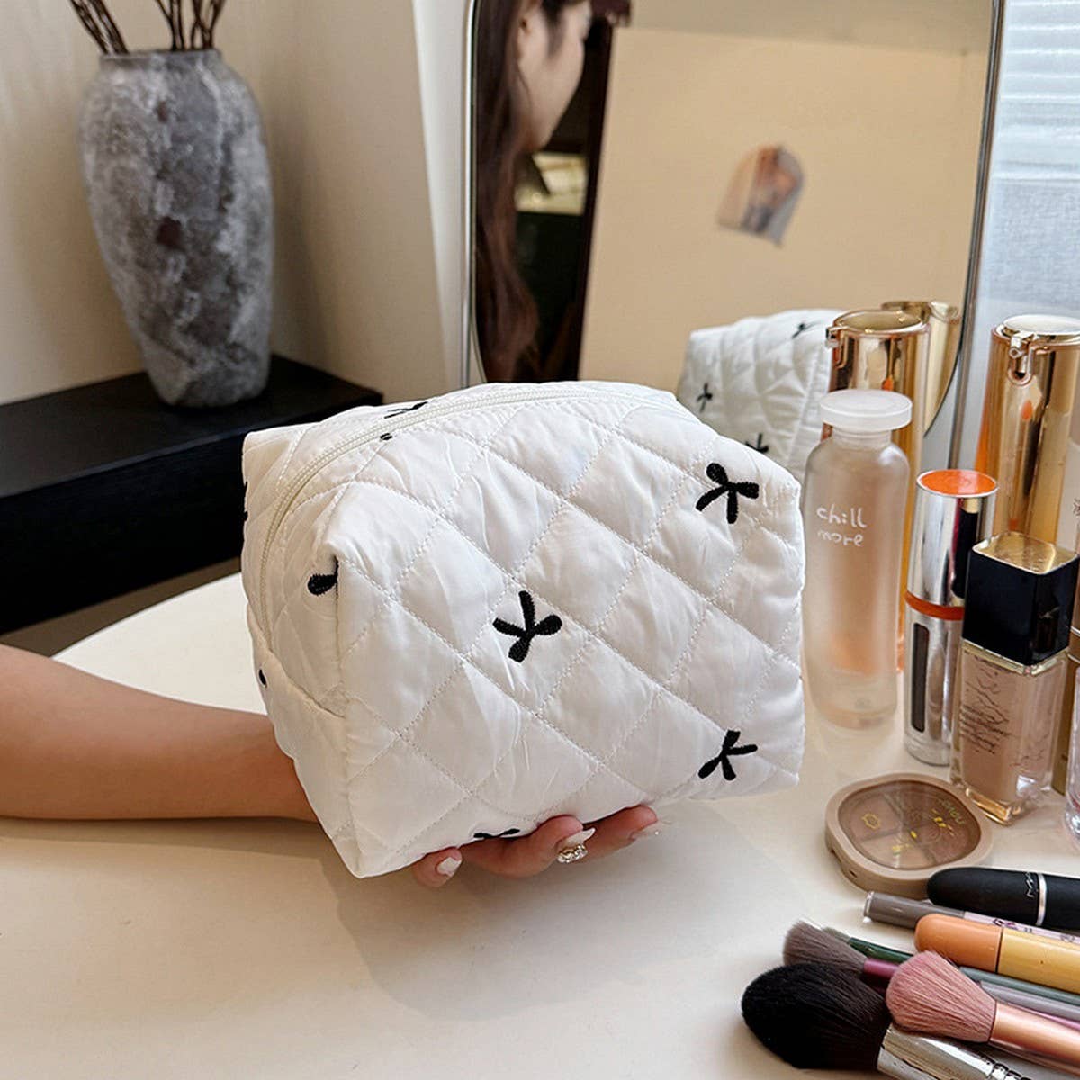 NEW ARRIVAL BOWKNOT HAND HELD COSMETIC BAG_CWAB4370