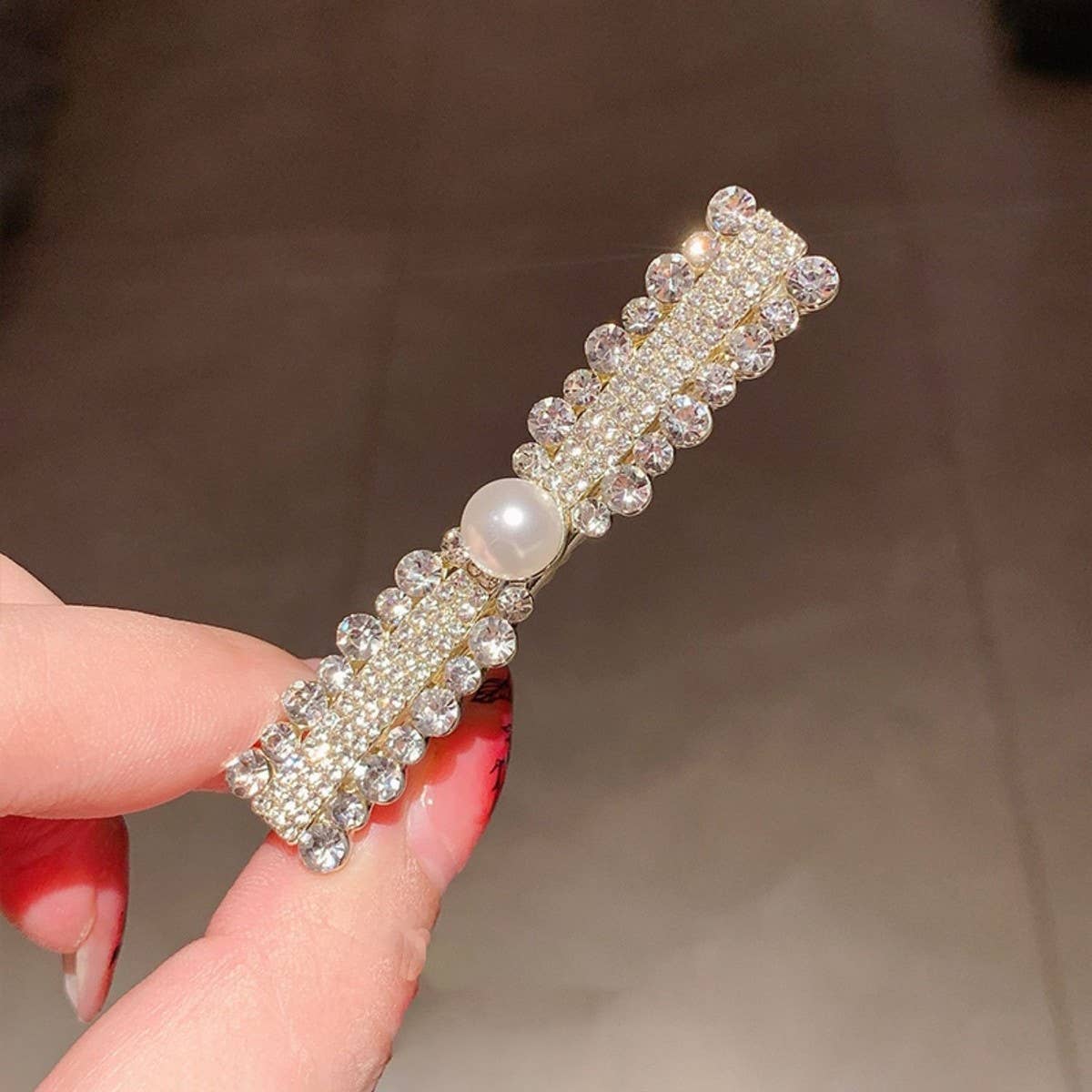 BANGS WITH DIAMOND PEARL HAIRPIN BOW HAIRPIN_CWAHA4740