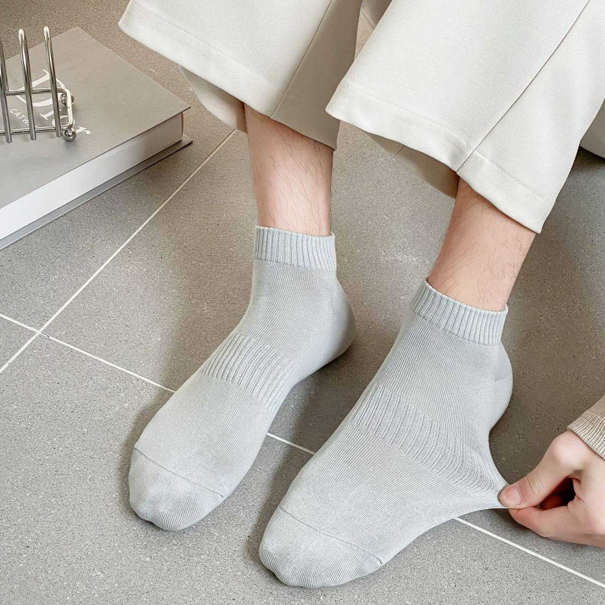 SOLID COLOR COTTON SPORTS BREATHABLE SOCKS FOR MEN_CWMS2014