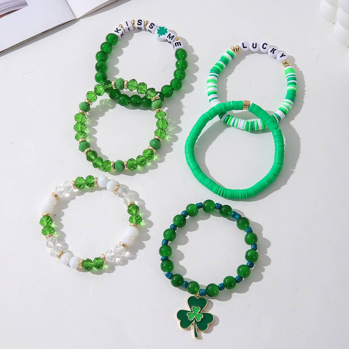 ST PATRICKS DAY BRACELET SET SHAMROCK PENDANT_CWMM3497