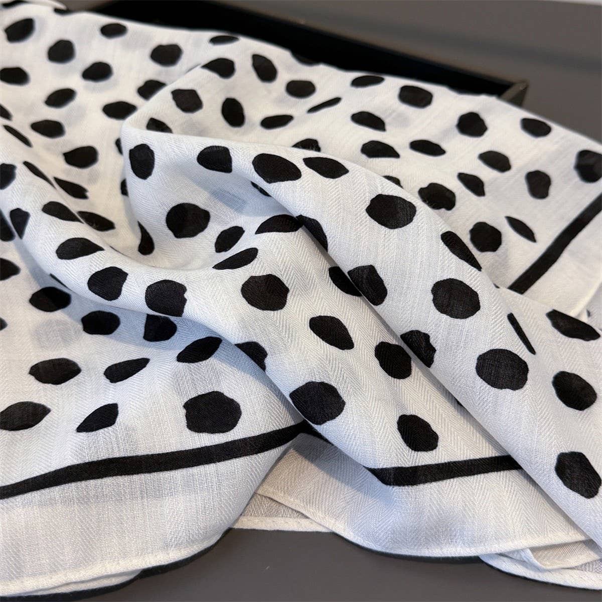 Geometric Polka Dot Herringbone Silk Scarf_Cwasc03313