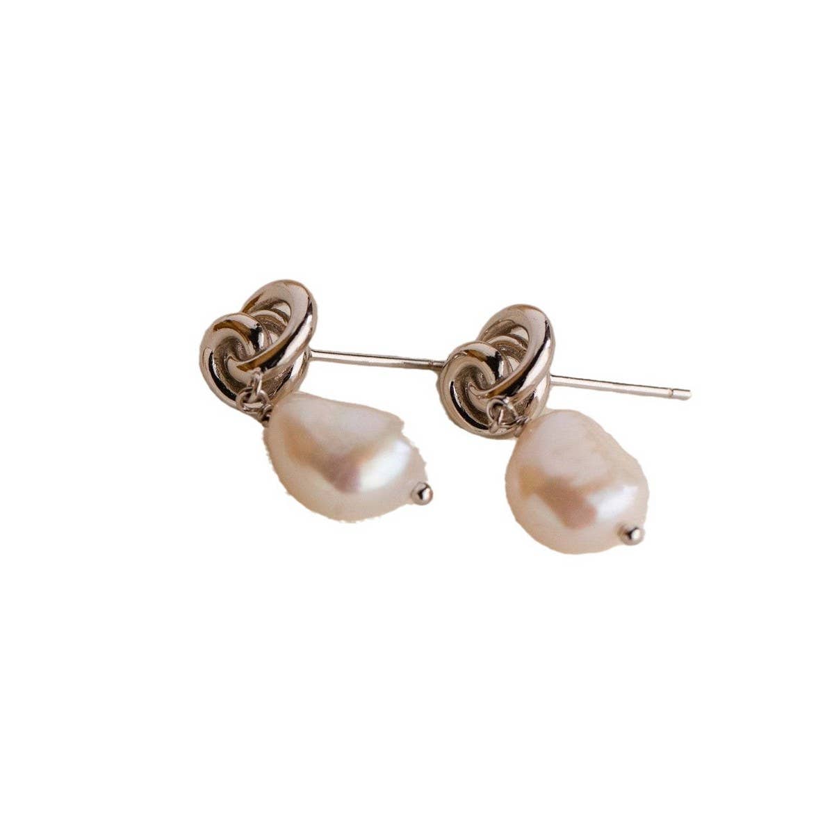 Versatile Pearl Earrings Sweet Geometric Design