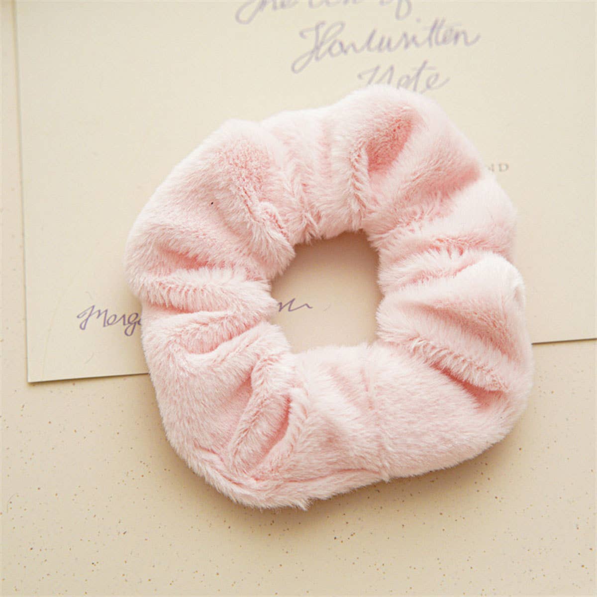 FUZZY HAIR SCRUNCHIES FOR WINTER_CWAHA0381