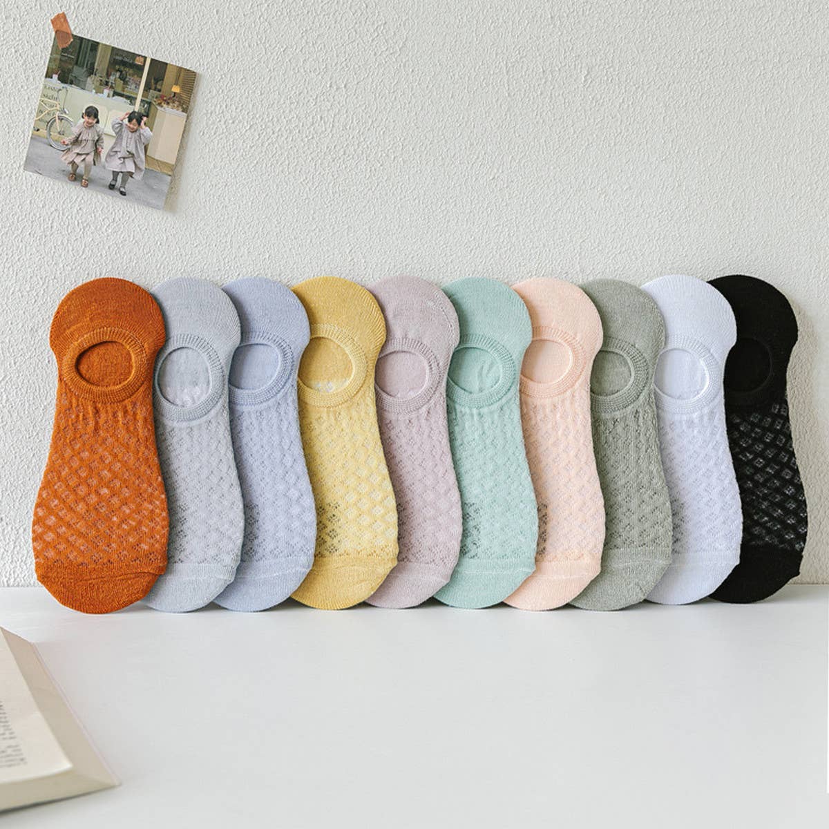 Women Light Non-Slip Non-Falling Invisible Socks_Cwms0461