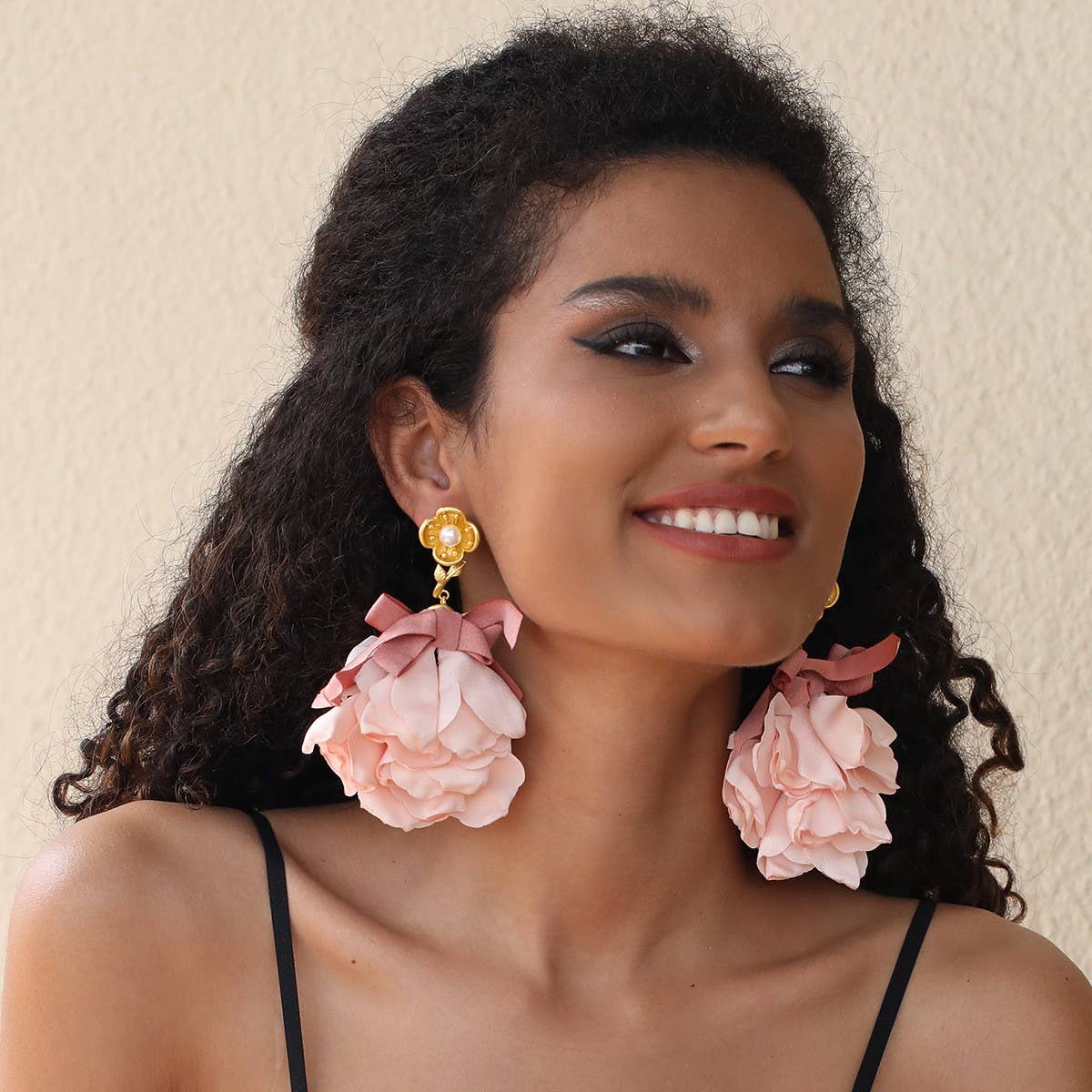 HANDMADE FABRIC FLOWER EARRINGS BOLD SPRING DESIGN_CWMM6180