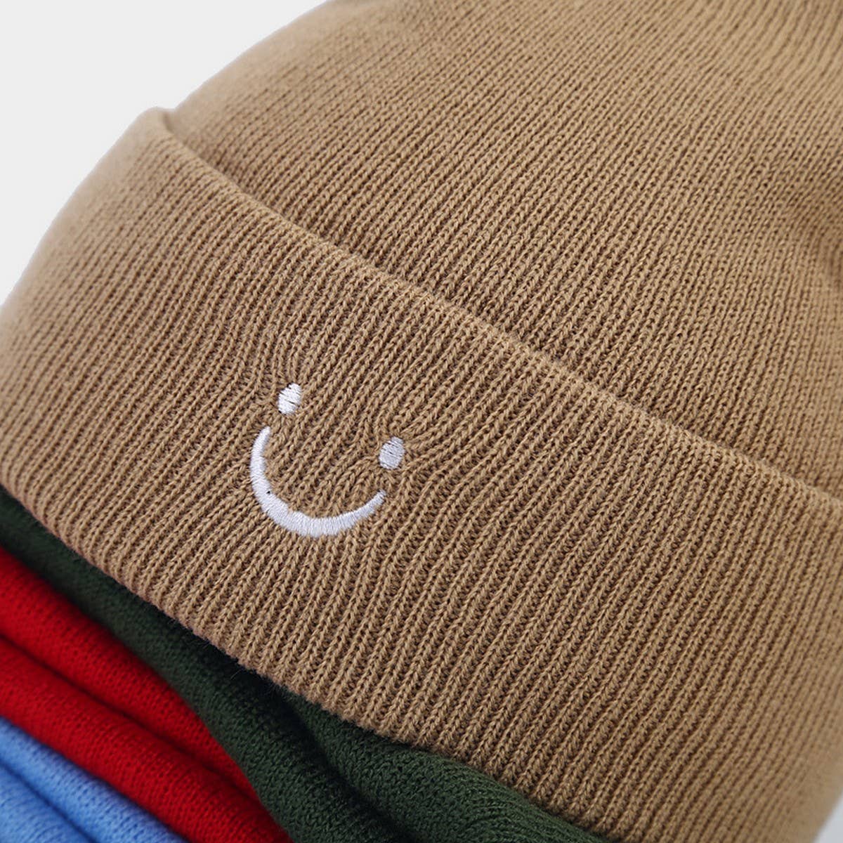 LITTLE SMILEY FACE SIMPLE EMBROIDERED KNITTED HAT_CWAH2070
