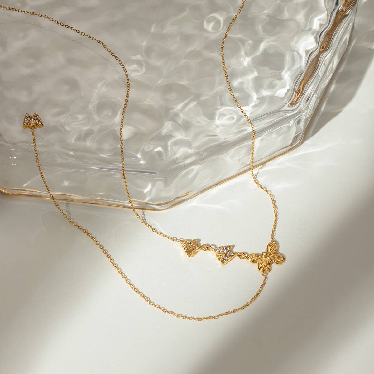 LIGHT LUXURY HORIZONTAL STRIPED ROUND EARRINGS_CWAJE1897