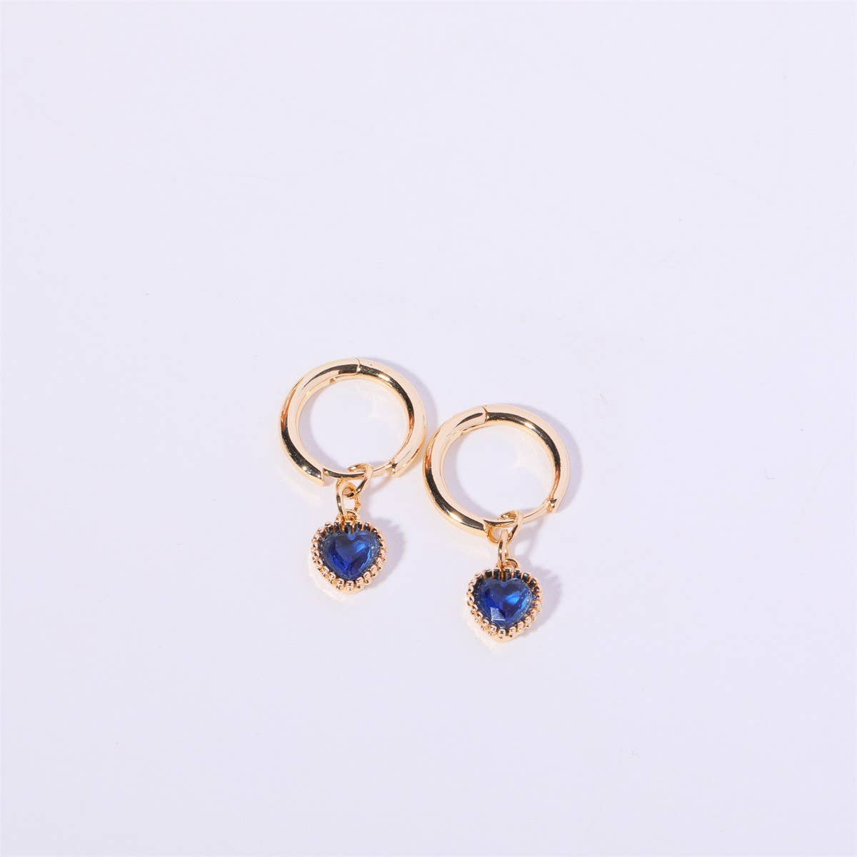 FASHIONABLE HEART BIRTHSTONE EARRINGS_CWMM5350