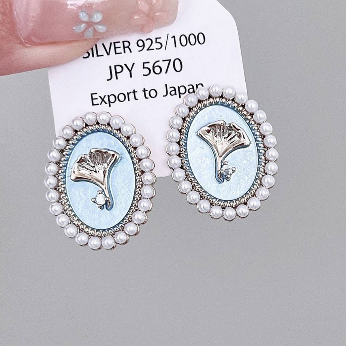 OIL PAINTING BLUE GINKGO LEAF EARRINGS_CWAJE2041