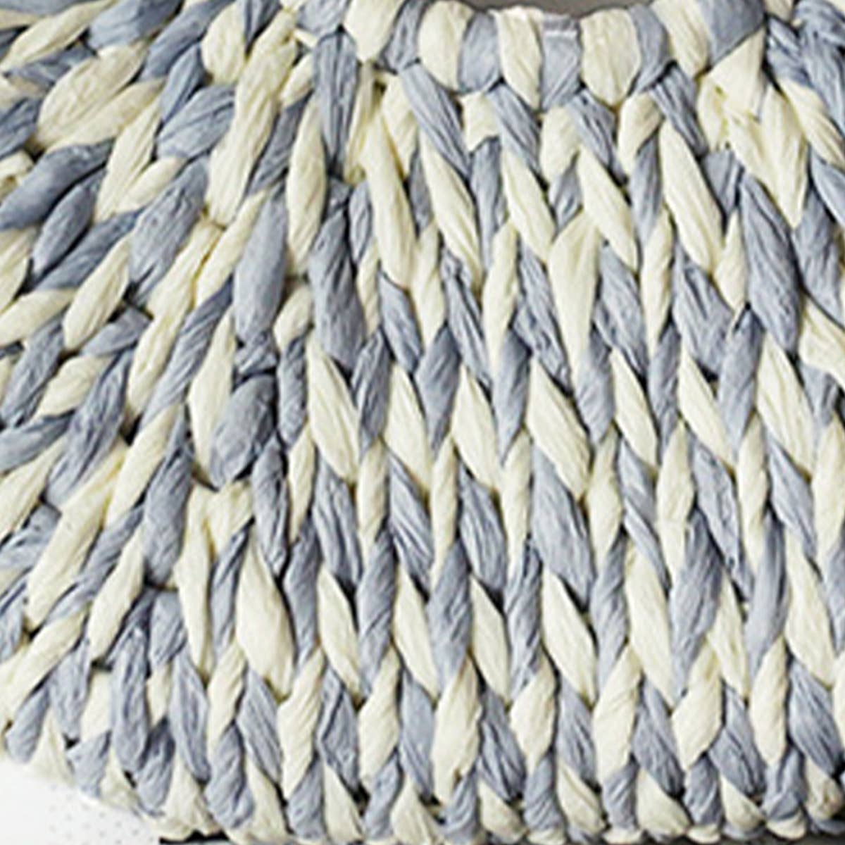 MEDIUM WEAVING STRAW BAGS WITH BAMBOO HANDLES_CWAB0815