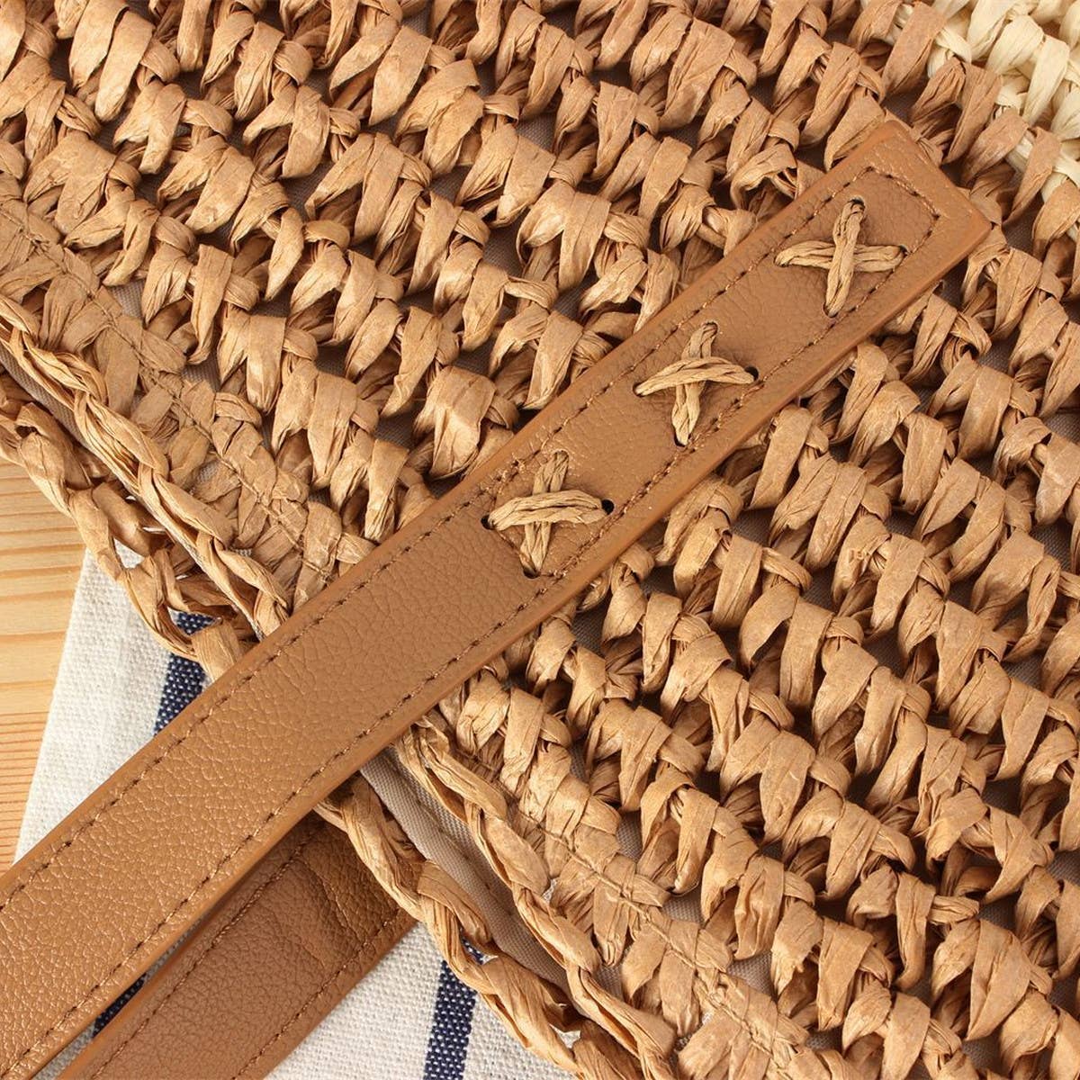 2024 NEW STYLE STRIPED ARMPIT STRAW BAG_CWAB2027