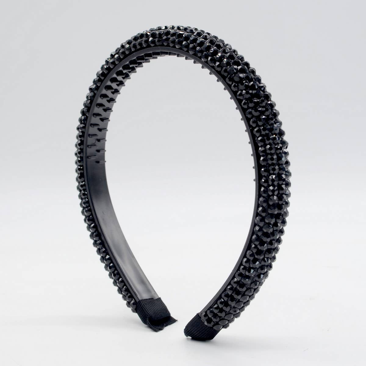 MONOCHROME RHINESTONE DECOR HAIR HOOP_CWAHA0357