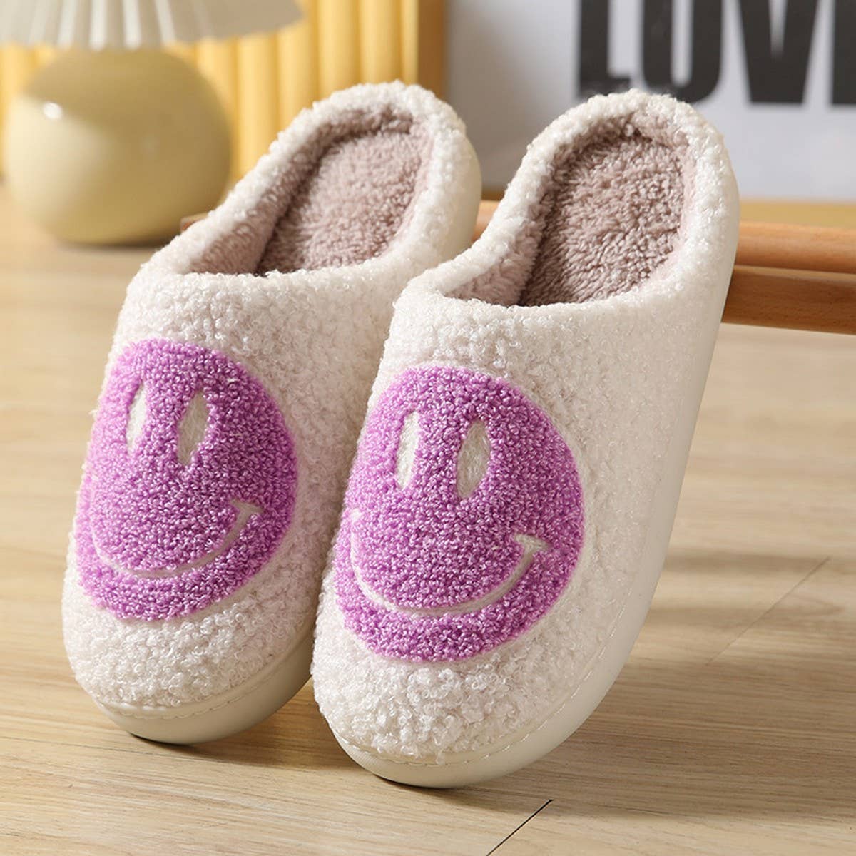 CUTE CARTOON SMILING FACE FABRIC SLIPPERS_CWSHS0254