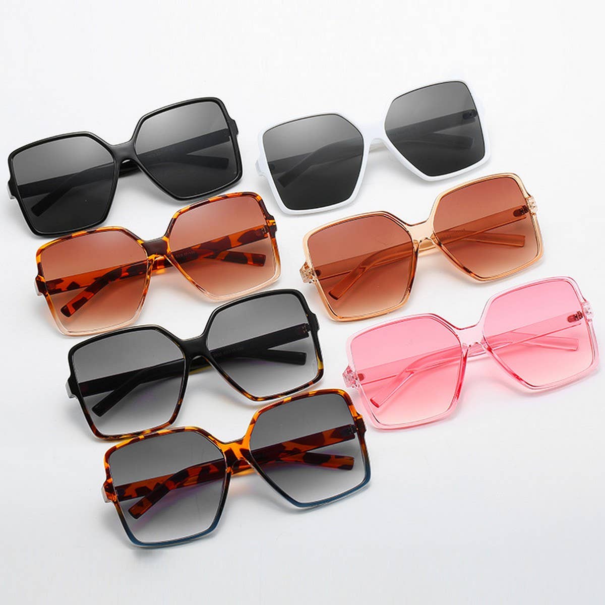 HIGH FASHION OVERSIZED SQUARE SUNGLASSES_CWASG0246
