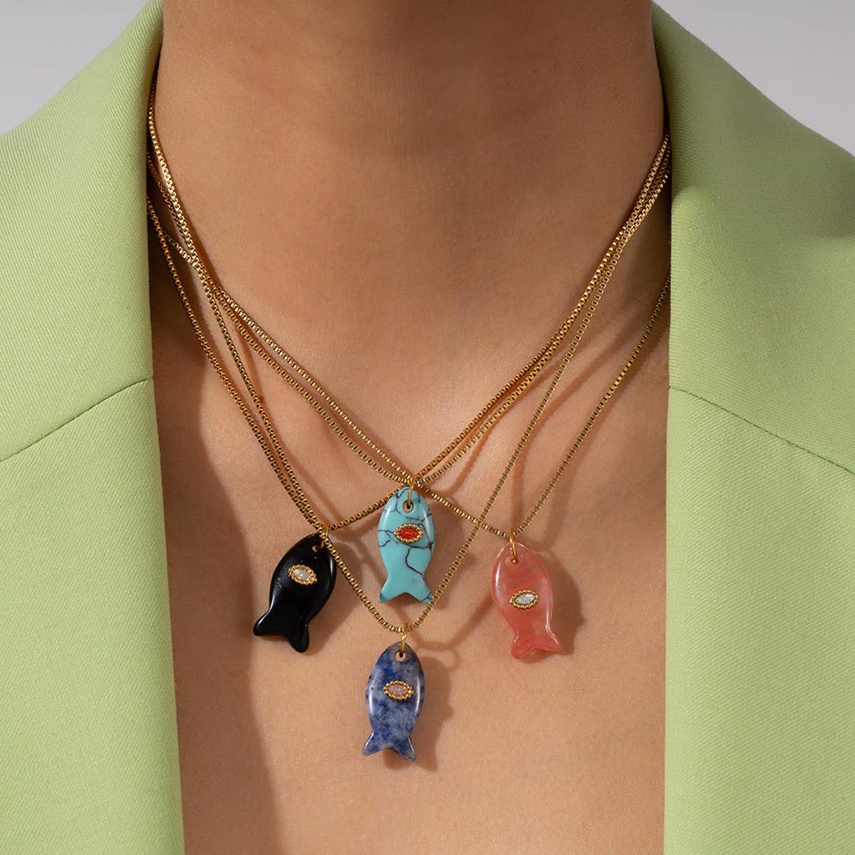 MINIMAL FISH PENDANT NECKLACE FOR BEACH_CWMM7524