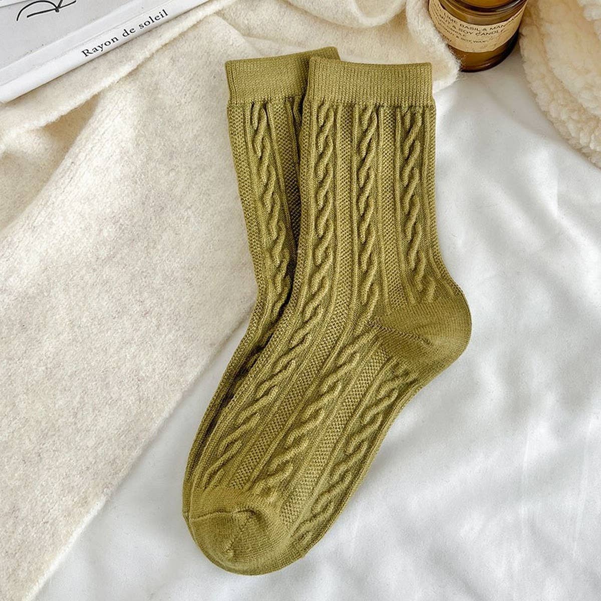 SOLID COLOR RETRO TWISTED DIAMOND WARM PILE SOCKS_CWMS1063