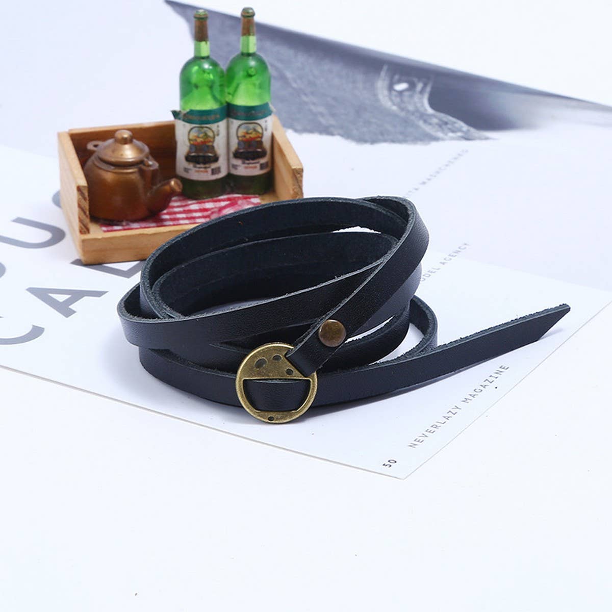 NEW FIVE CIRCLE EMBOSSED LEATHER BRACELET_CWMM4456