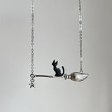 HALLOWEEN MAGIC BROOM BLACK CAT NECKLACE_CWAJE2434